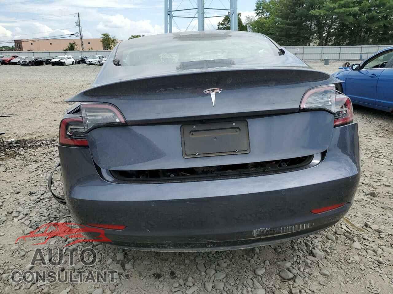 TESLA MODEL 3 2021 - 5YJ3E1EA1MF082849