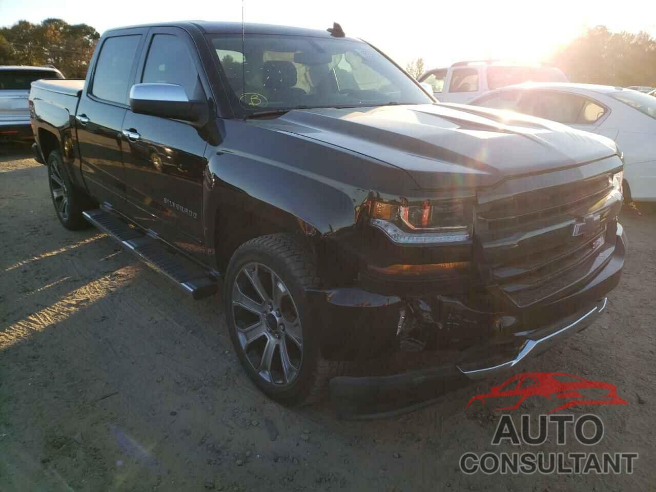 CHEVROLET SILVERADO 2017 - 3GCUKREC8HG154515