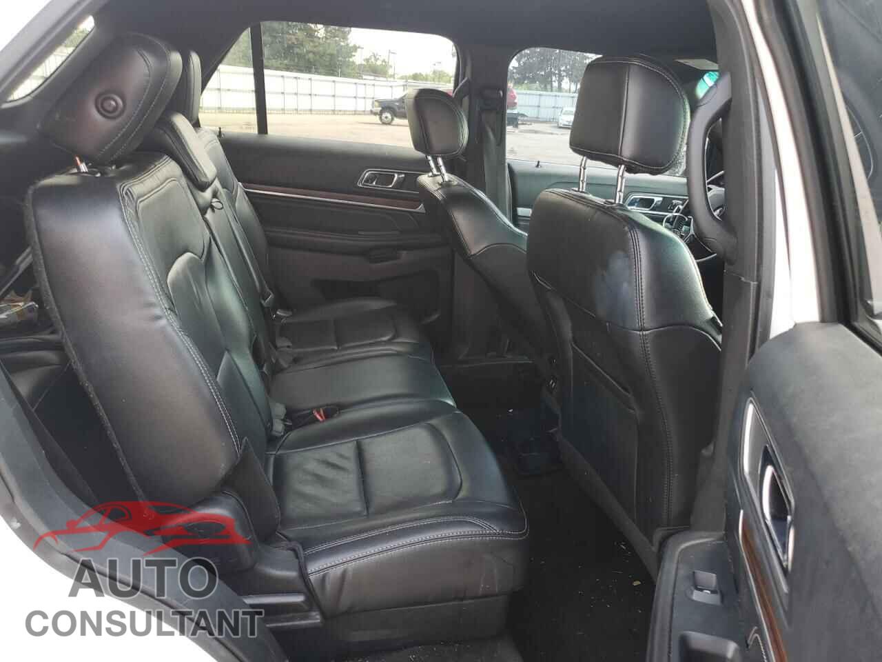 FORD EXPLORER 2016 - 1FM5K8F82GGA43117