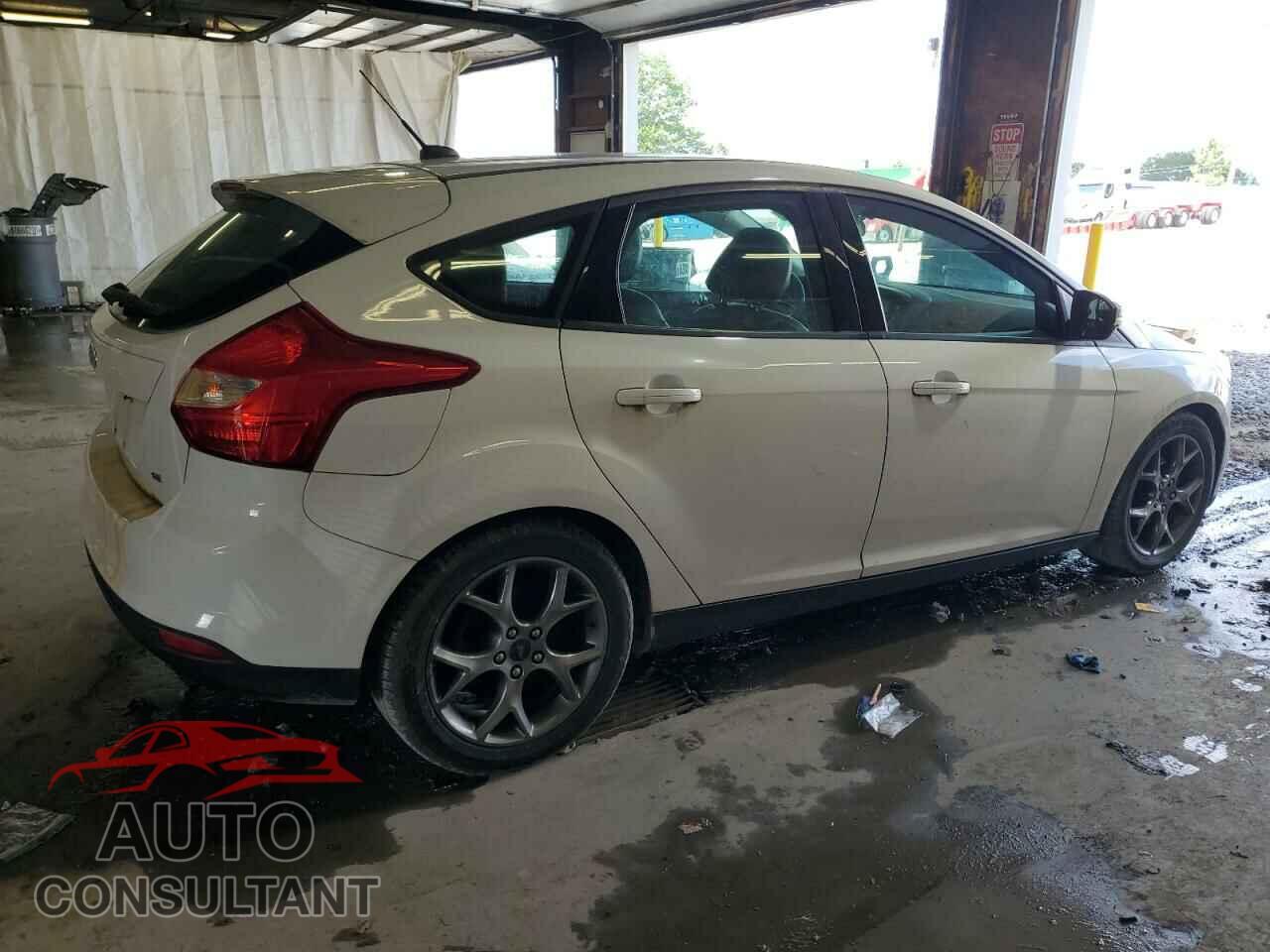 FORD FOCUS 2014 - 1FADP3K27EL232264