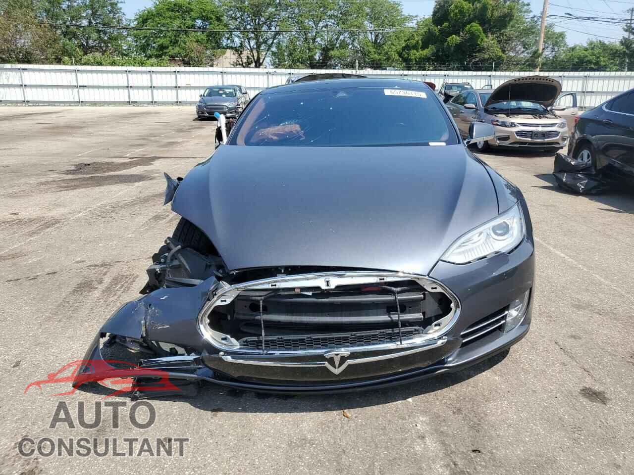 TESLA MODEL S 2015 - 5YJSA1H27FF080862