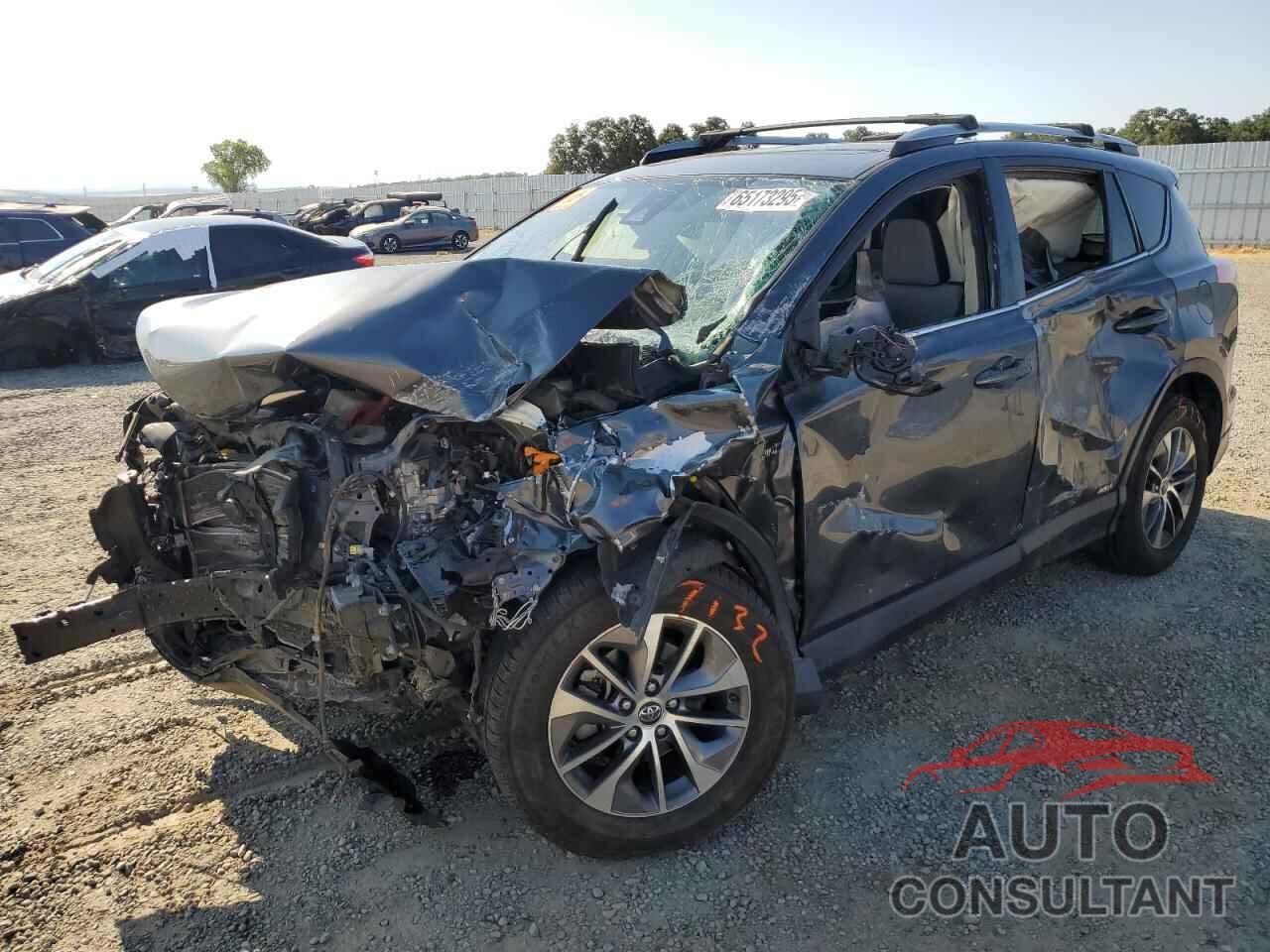TOYOTA RAV4 2017 - JTMRJREV8HD079970