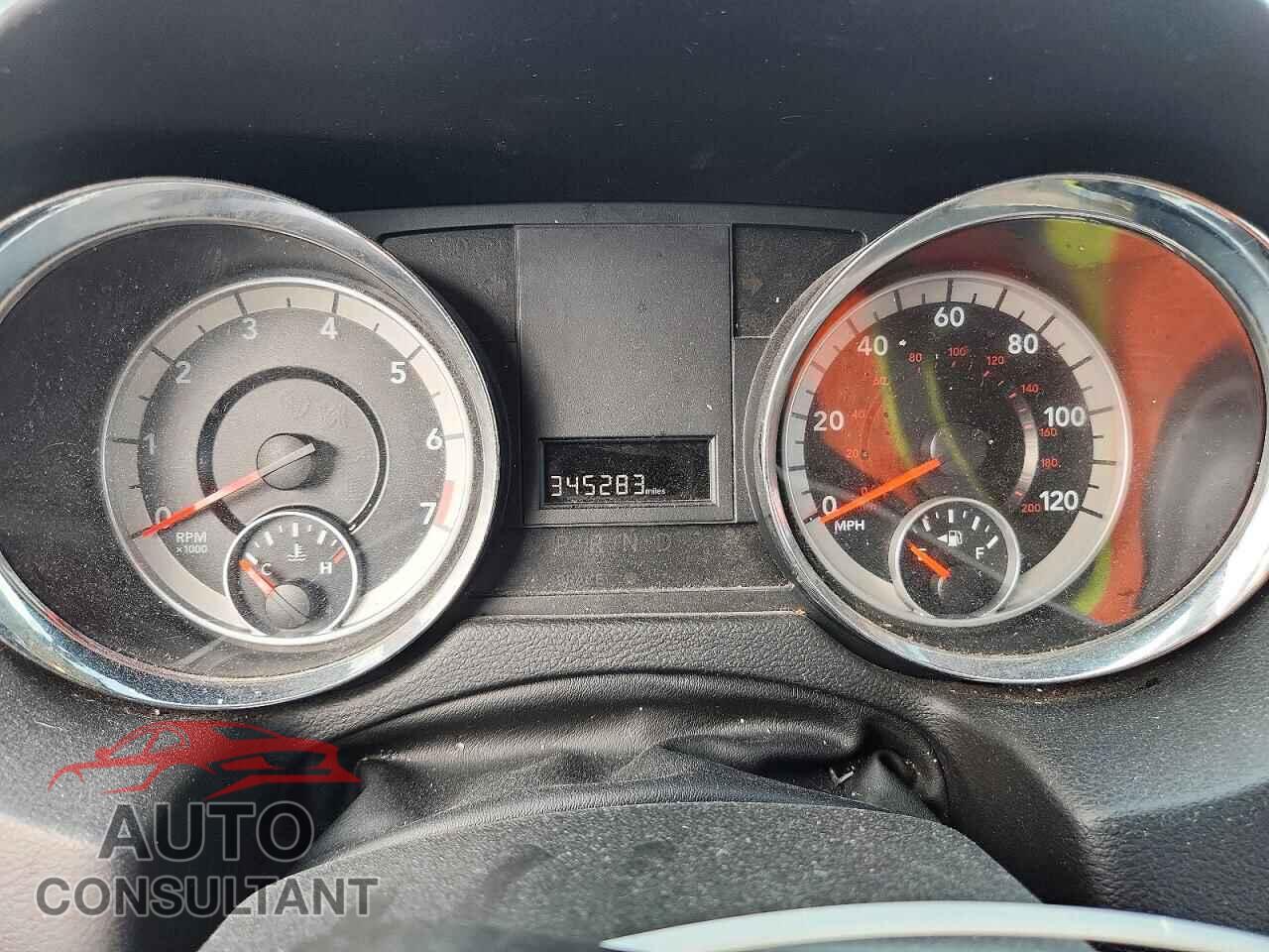 DODGE CARAVAN 2013 - 2C4RDGBG9DR616399