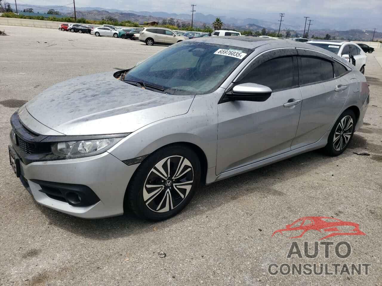 HONDA CIVIC 2018 - JHMFC1F3XJX013113