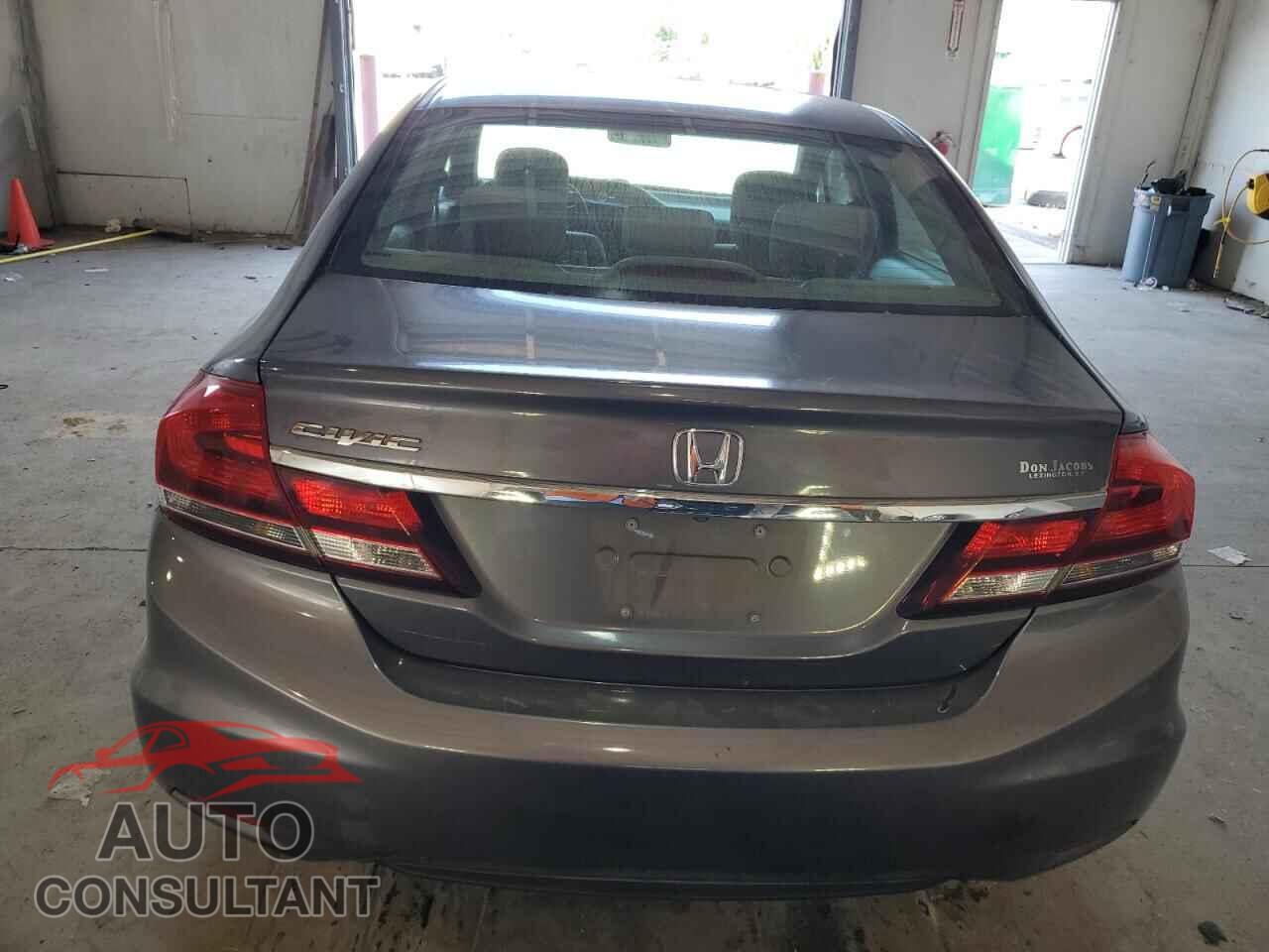 HONDA CIVIC 2015 - 19XFB2F58FE076522