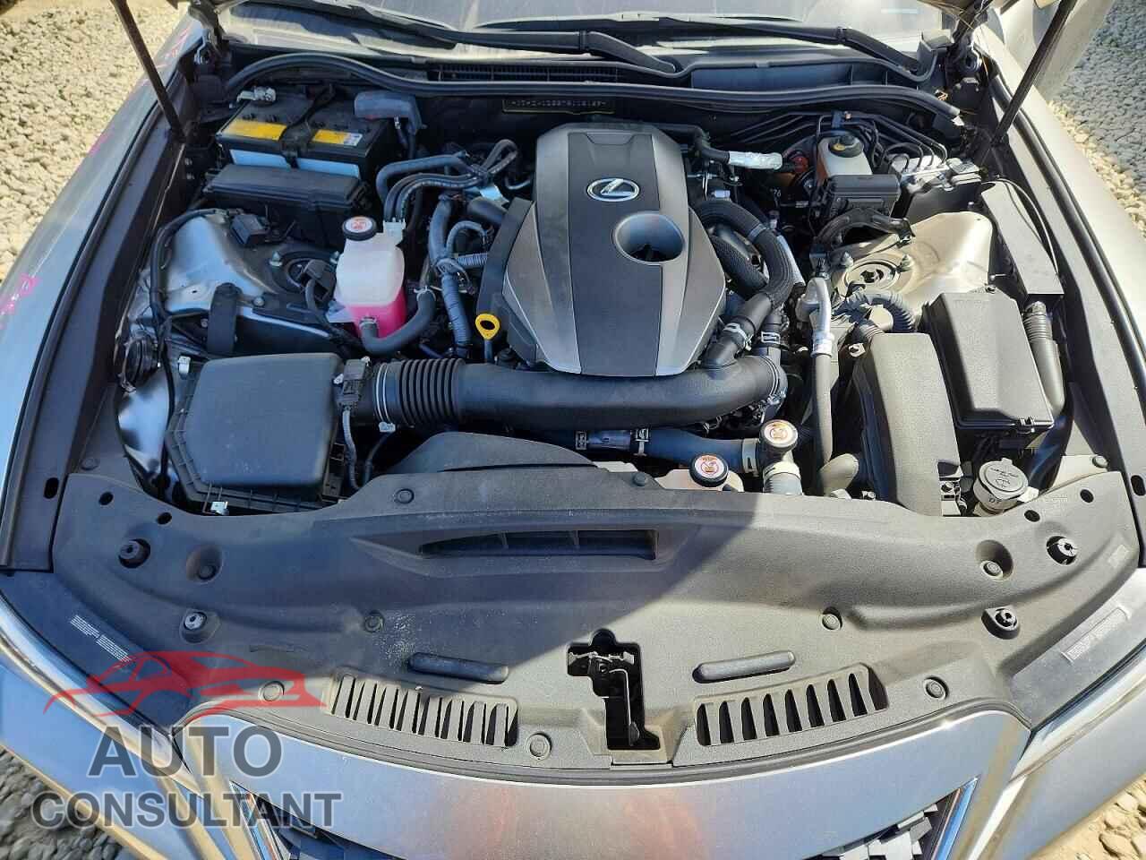 LEXUS IS 2021 - JTHCA1D22M5112169