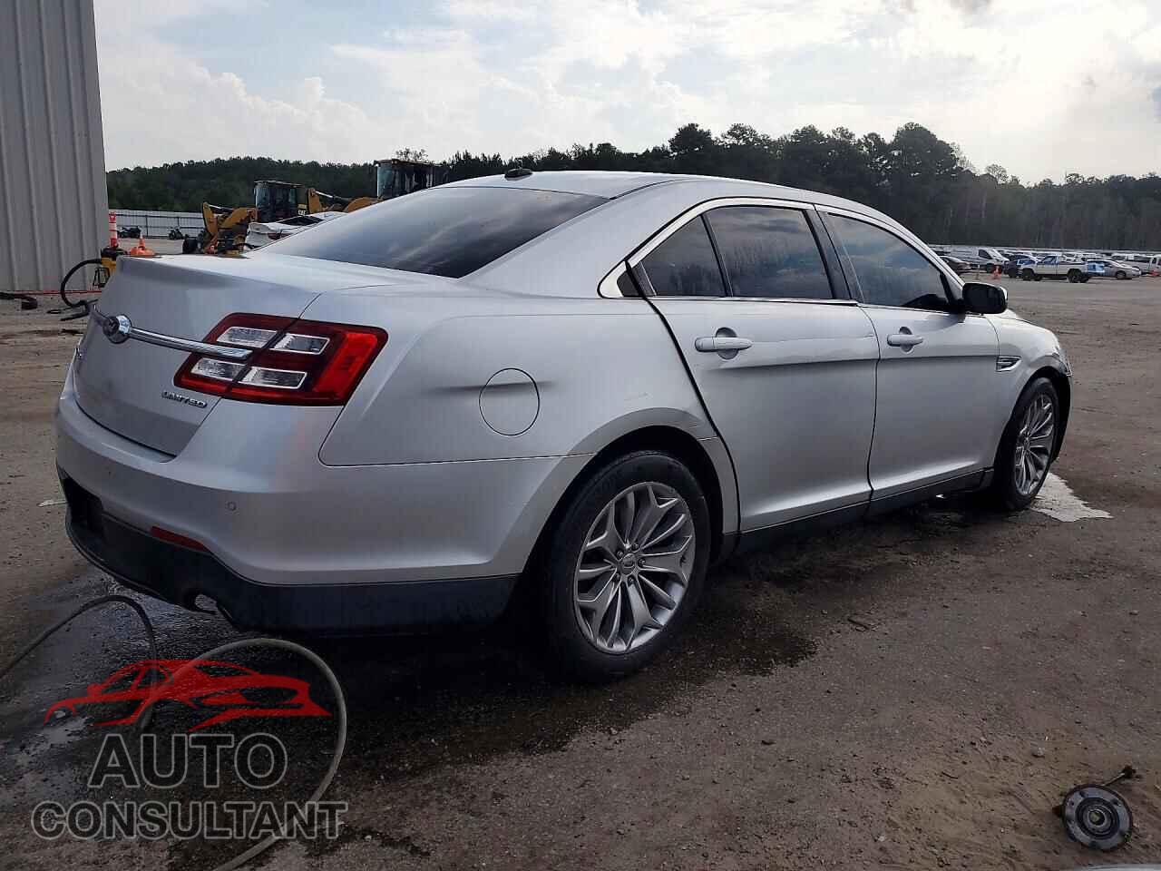 FORD TAURUS 2013 - 1FAHP2F80DG112047