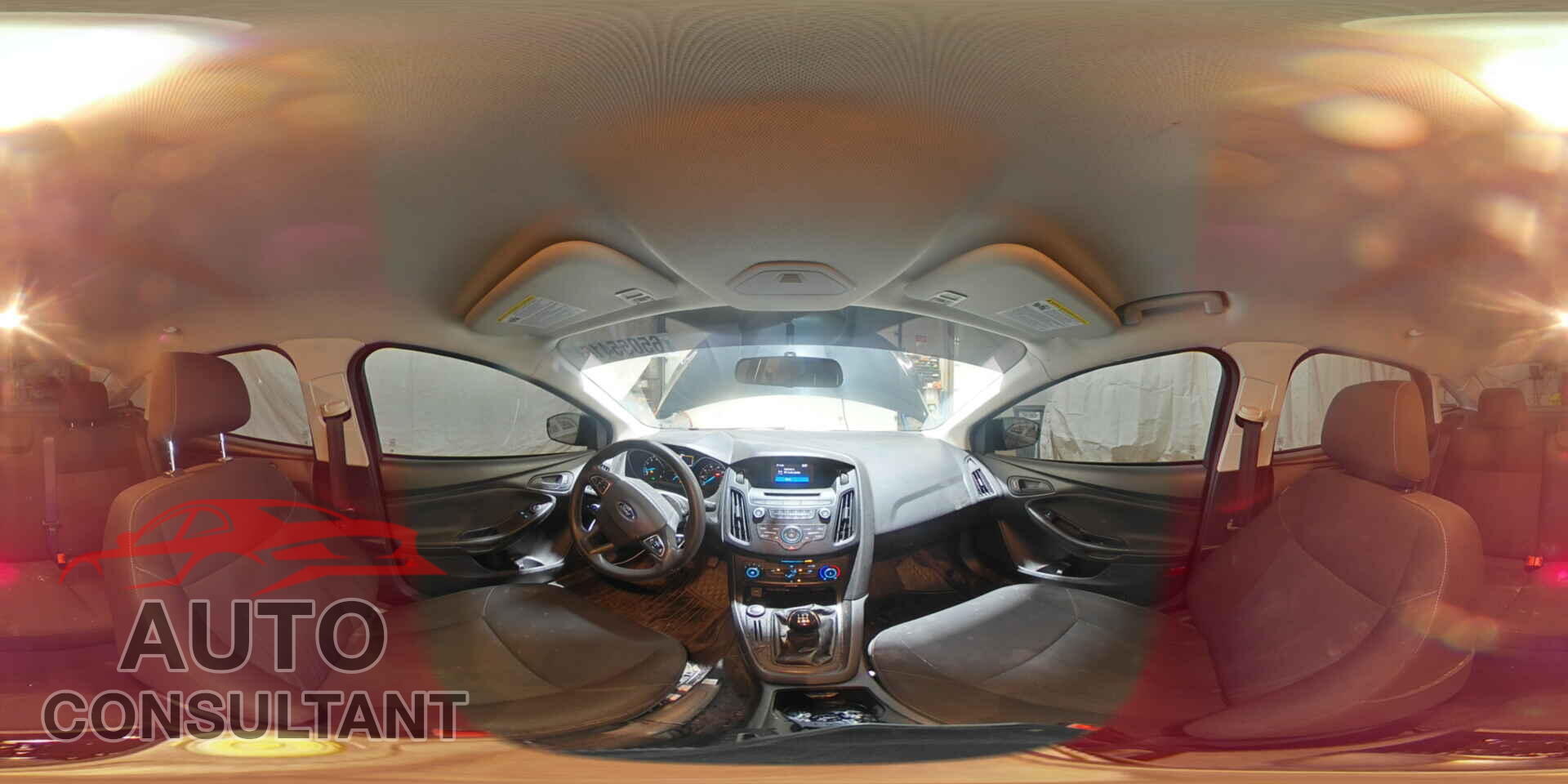 FORD FOCUS 2015 - 1FADP3E21FL226537