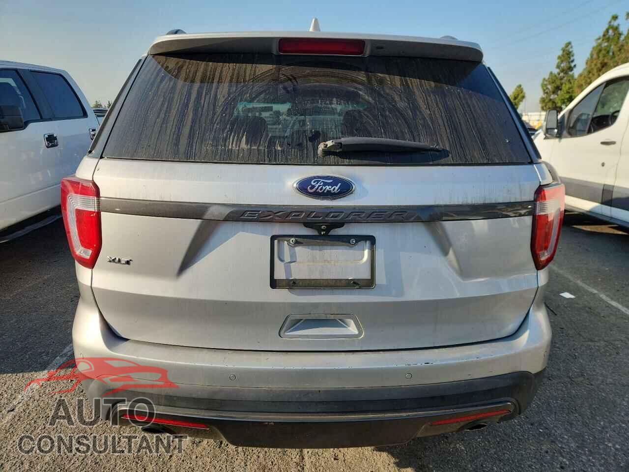 FORD EXPLORER 2017 - 1FM5K7D81HGA03724