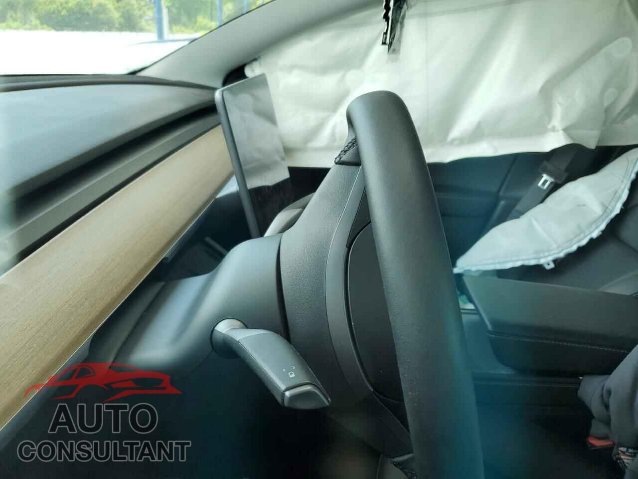 TESLA MODEL 3 2021 - 5YJ3E1EB0MF013076