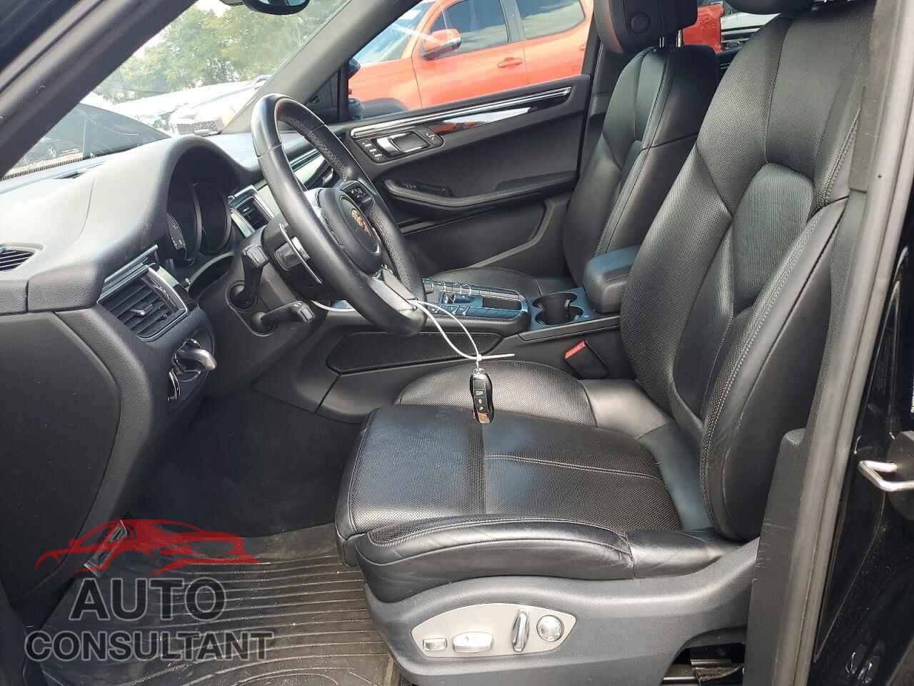 PORSCHE MACAN 2015 - WP1AB2A58FLB73999