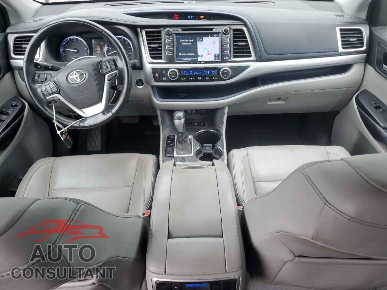 TOYOTA HIGHLANDER 2018 - 5TDJZRFH2JS869807