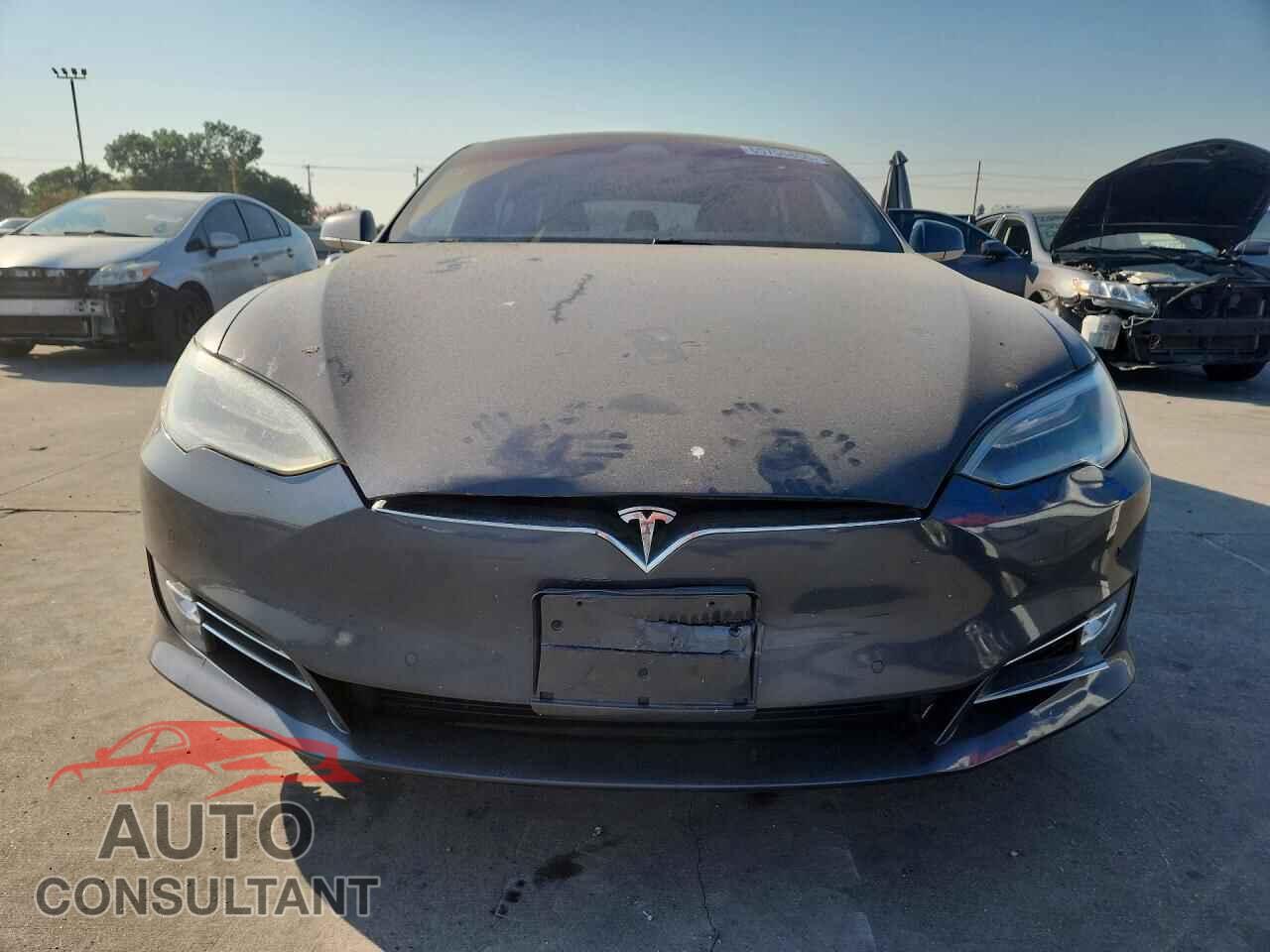 TESLA MODEL S 2020 - 5YJSA1E49LF406727