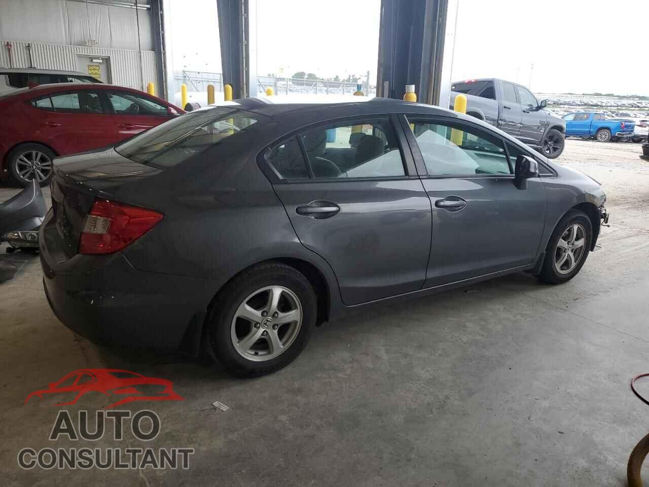 HONDA CIVIC 2012 - 2HGFB2F57CH333025