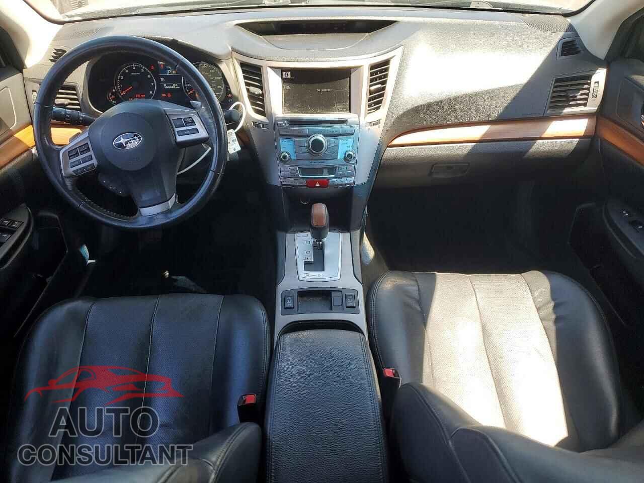 SUBARU OUTBACK 2013 - 4S4BRBLC1D3225740