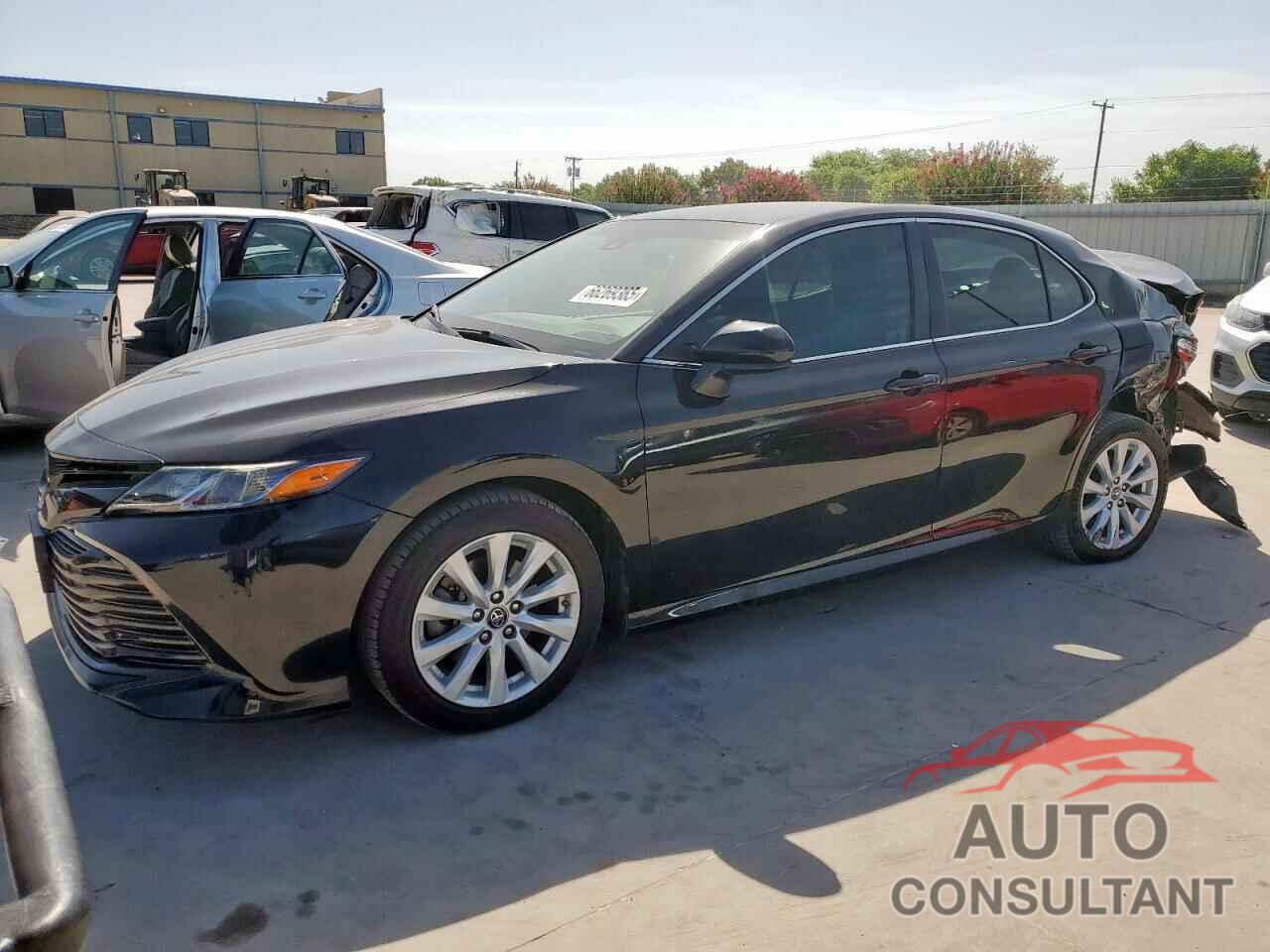 TOYOTA CAMRY 2018 - 4T1B11HK1JU591222
