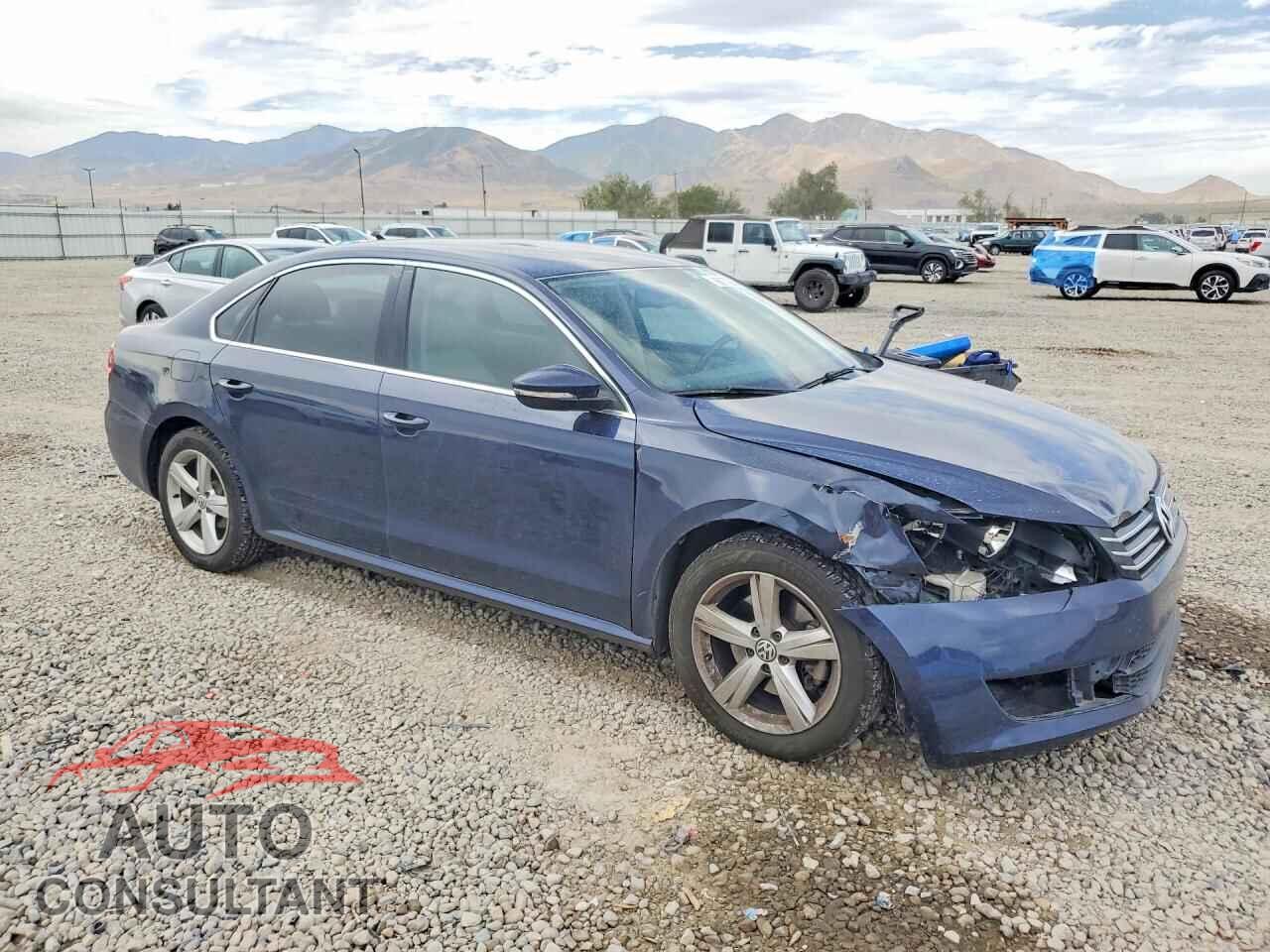 VOLKSWAGEN PASSAT 2012 - 1VWBP7A38CC090892