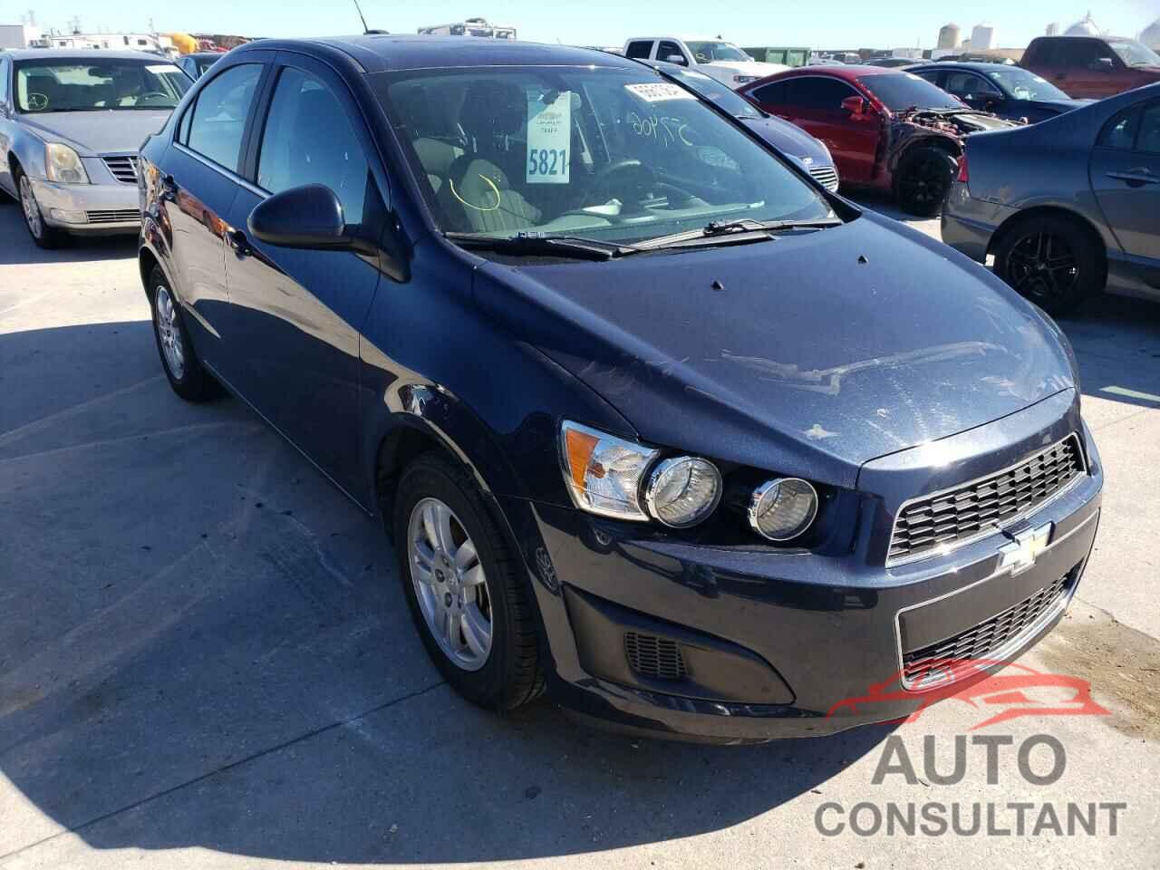 CHEVROLET SONIC 2016 - 1G1JC5SH5G4168532