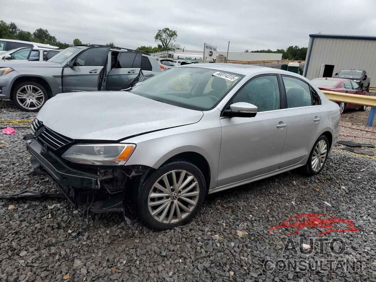 VOLKSWAGEN JETTA 2011 - 3VWLX7AJ9BM326384