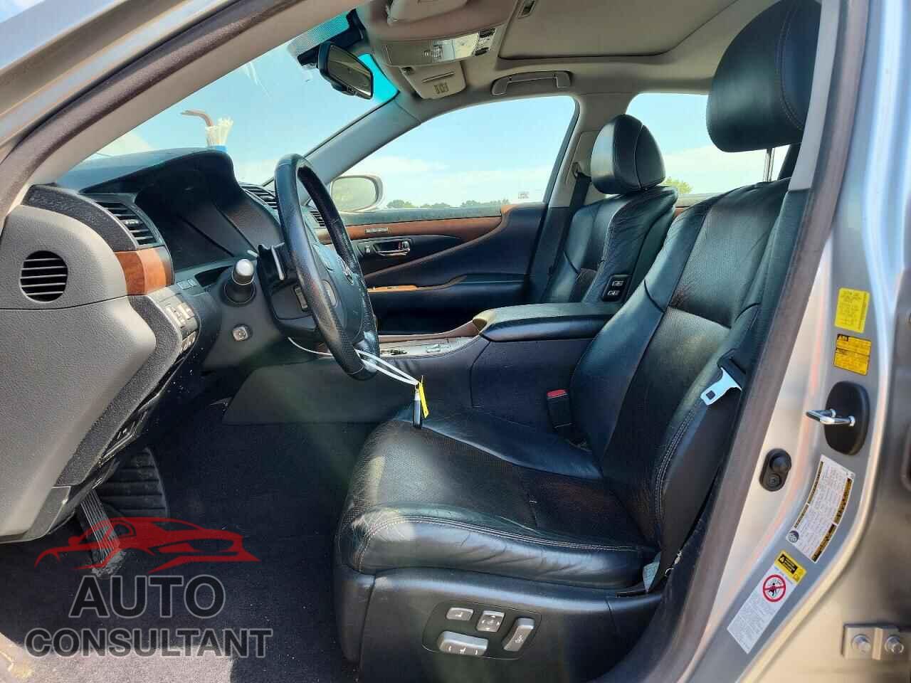LEXUS LS460 2011 - JTHBL5EF2B5102897