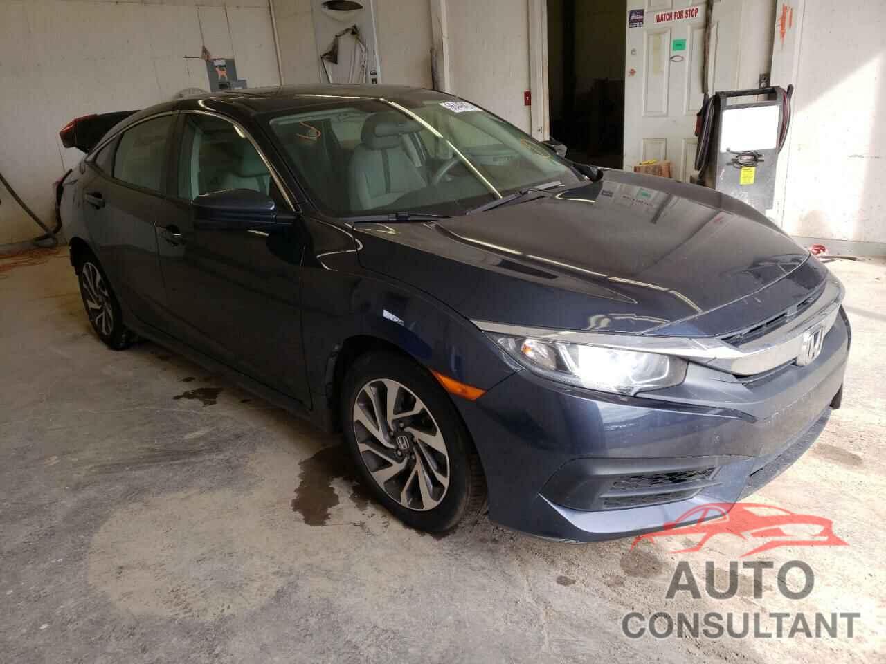 HONDA CIVIC 2018 - 2HGFC2F78JH586320