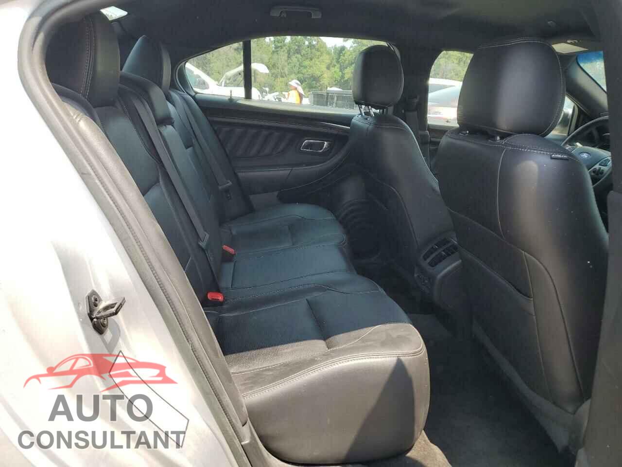 FORD TAURUS 2017 - 1FAHP2F87HG104324