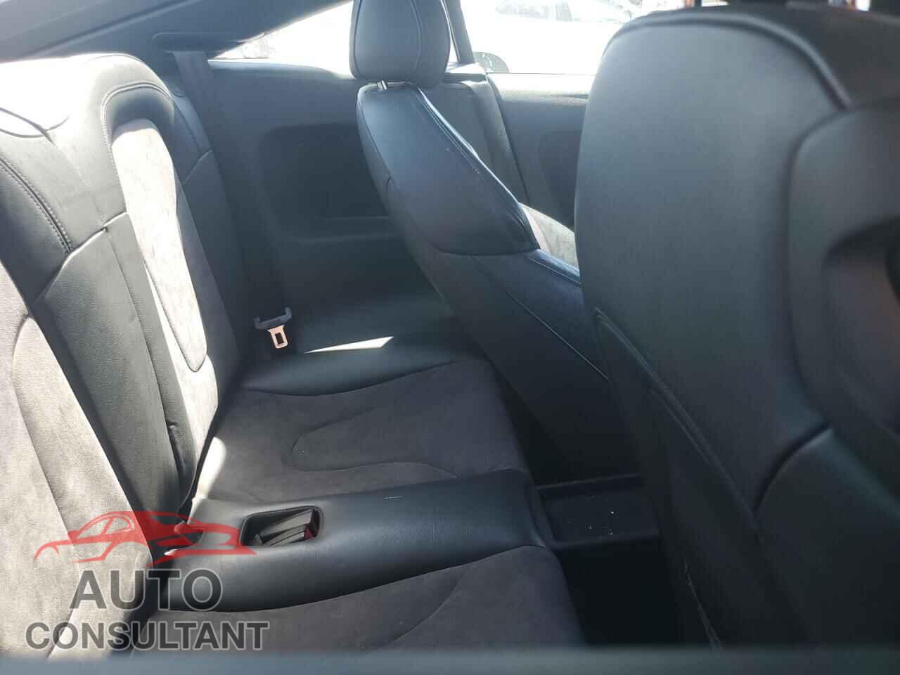 AUDI TT 2011 - TRUBFAFK9B1020014