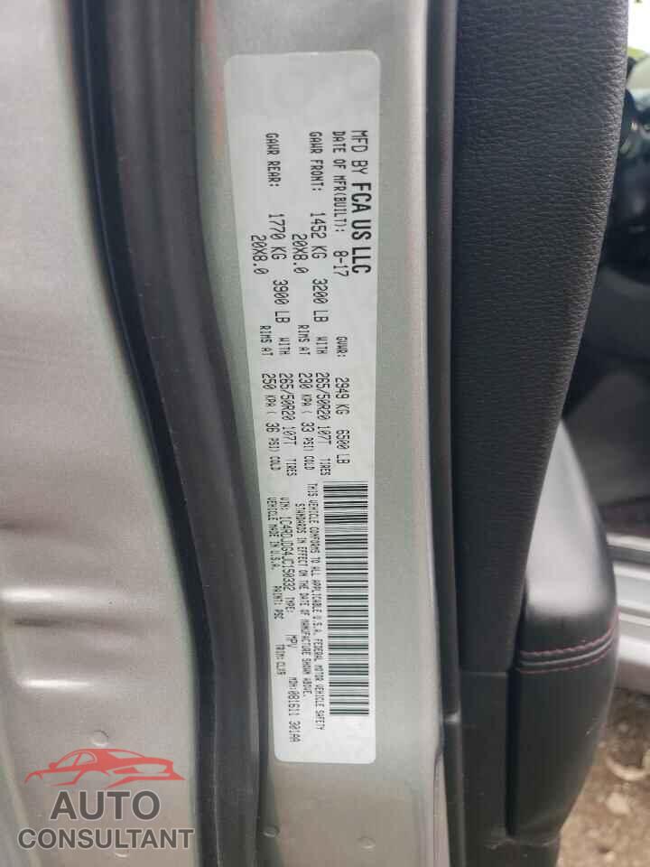DODGE DURANGO 2018 - 1C4RDJDG4JC150332