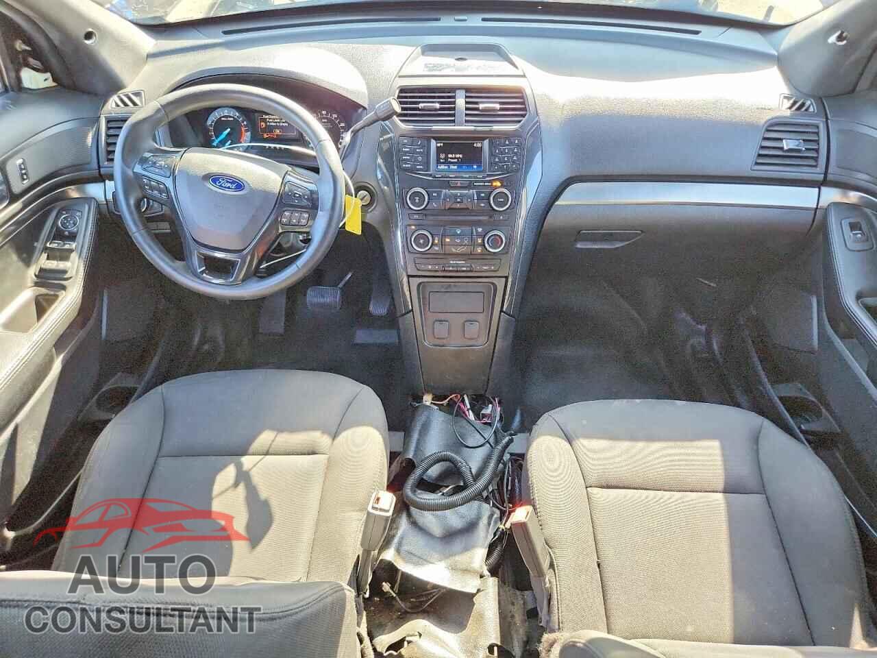 FORD EXPLORER 2018 - 1FM5K8AR9JGB12215