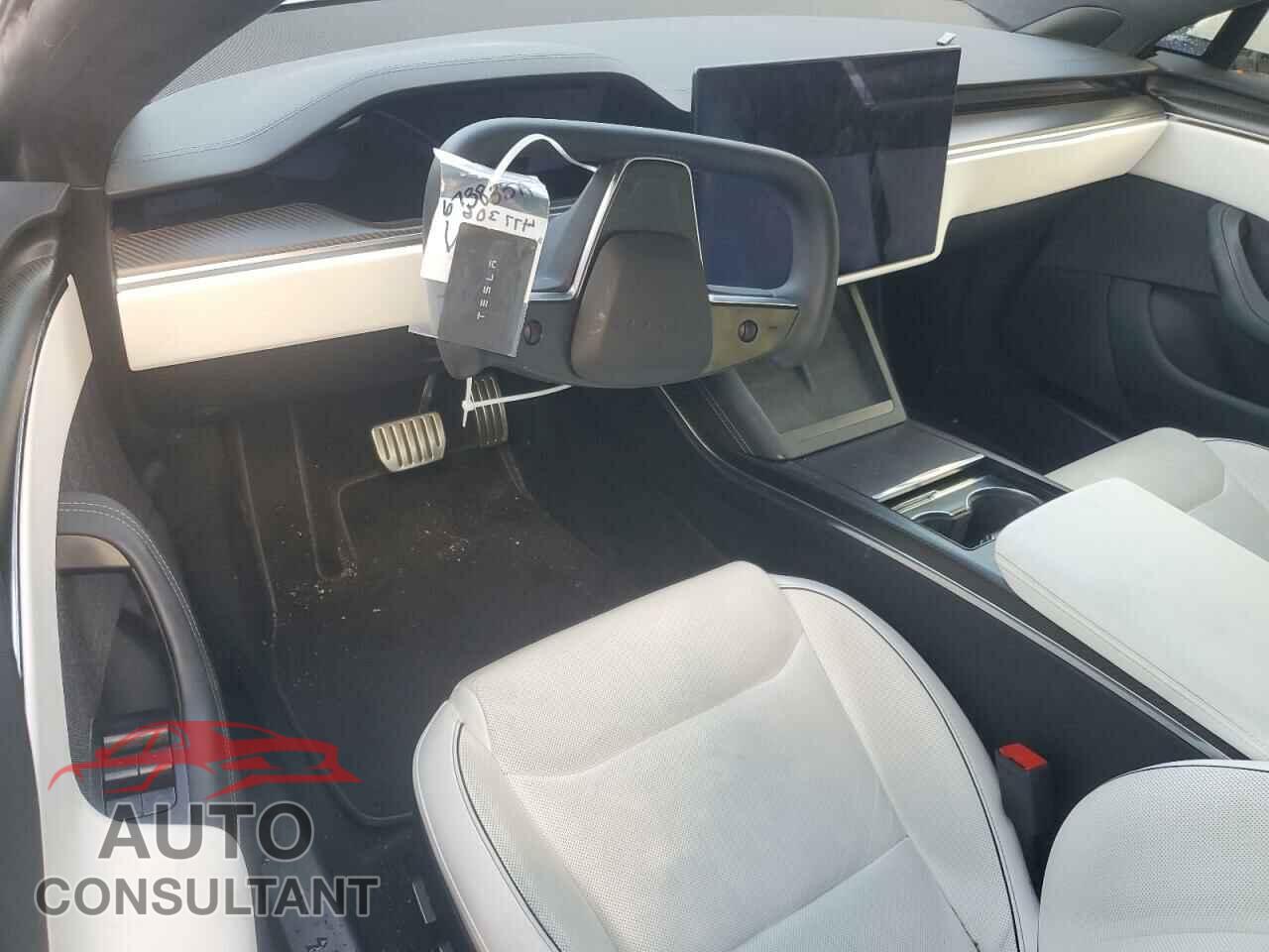 TESLA MODEL S 2022 - 5YJSA1E64NF477306
