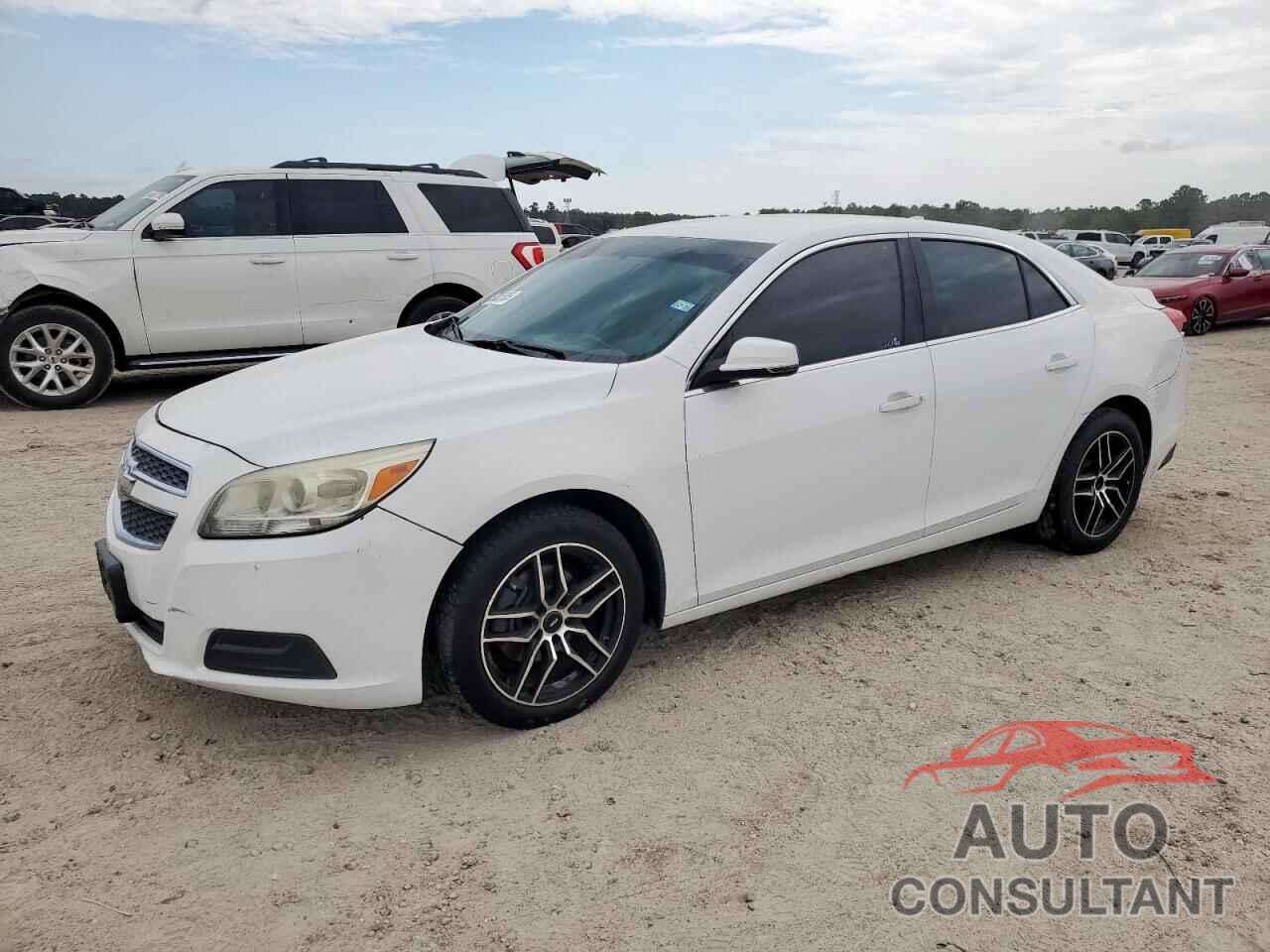 CHEVROLET MALIBU 2013 - 1G11C5SAXDF145654