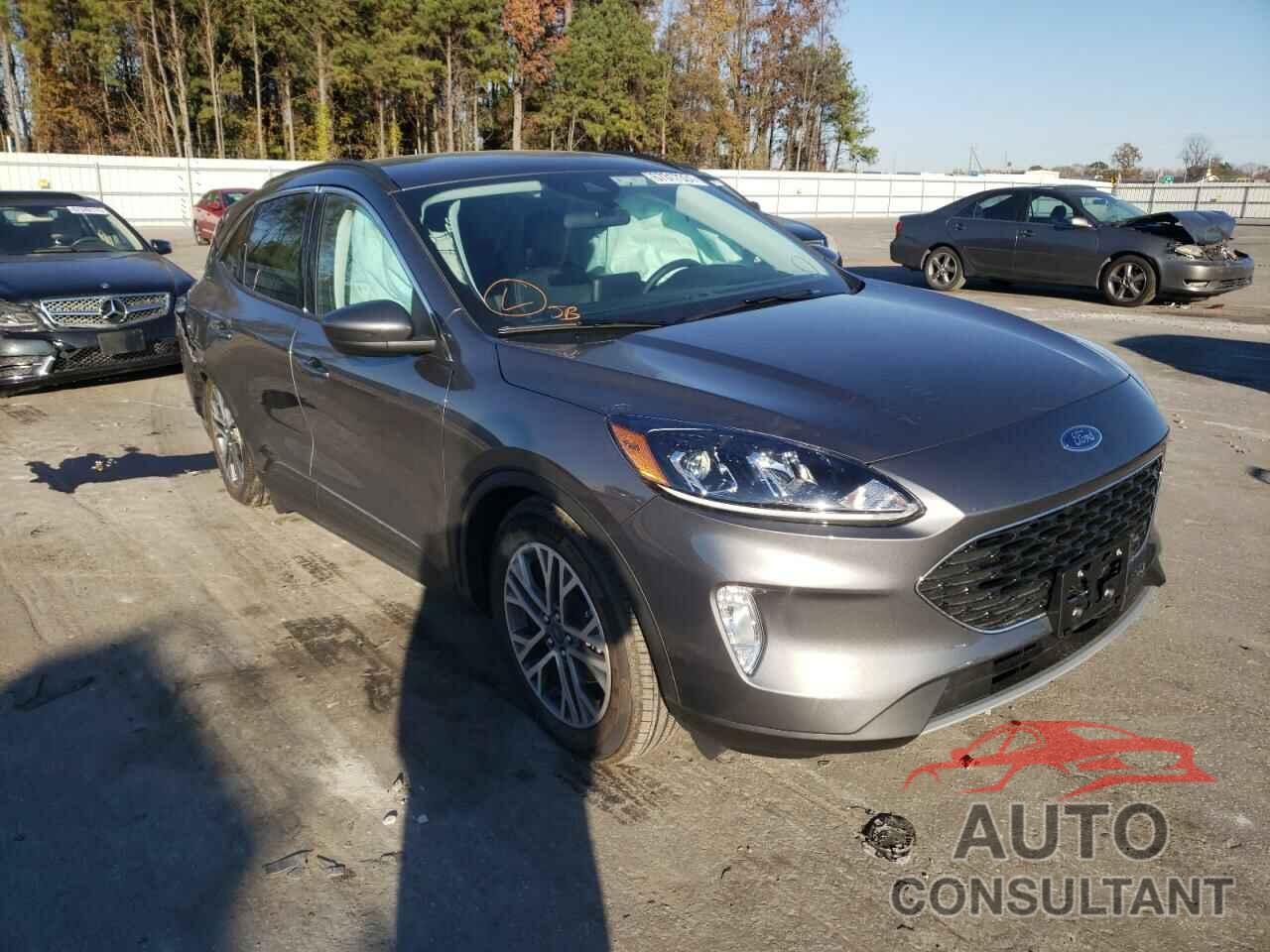 FORD ESCAPE 2021 - 1FMCU0H63MUA18674