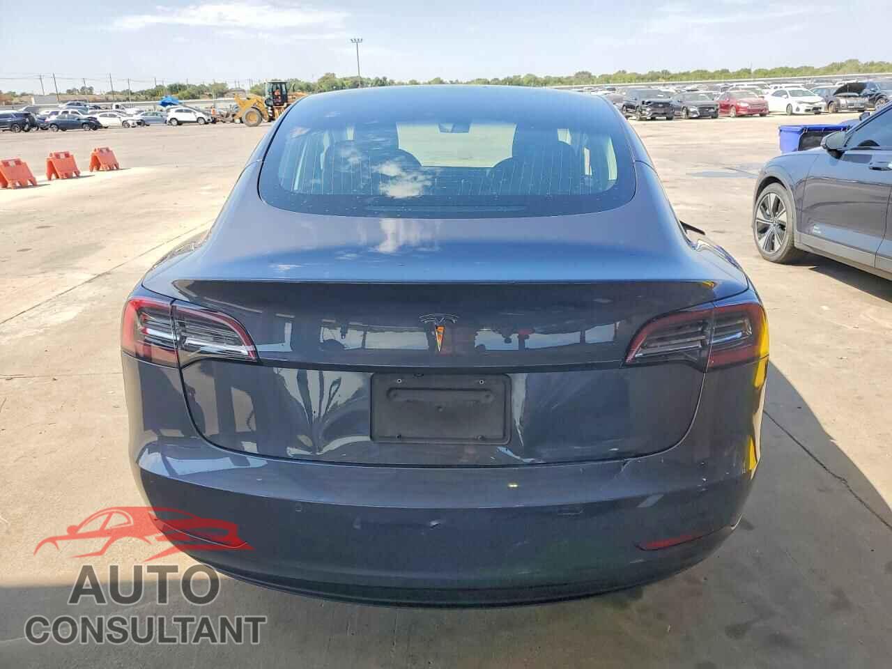 TESLA MODEL 3 2019 - 5YJ3E1EA3KF298618