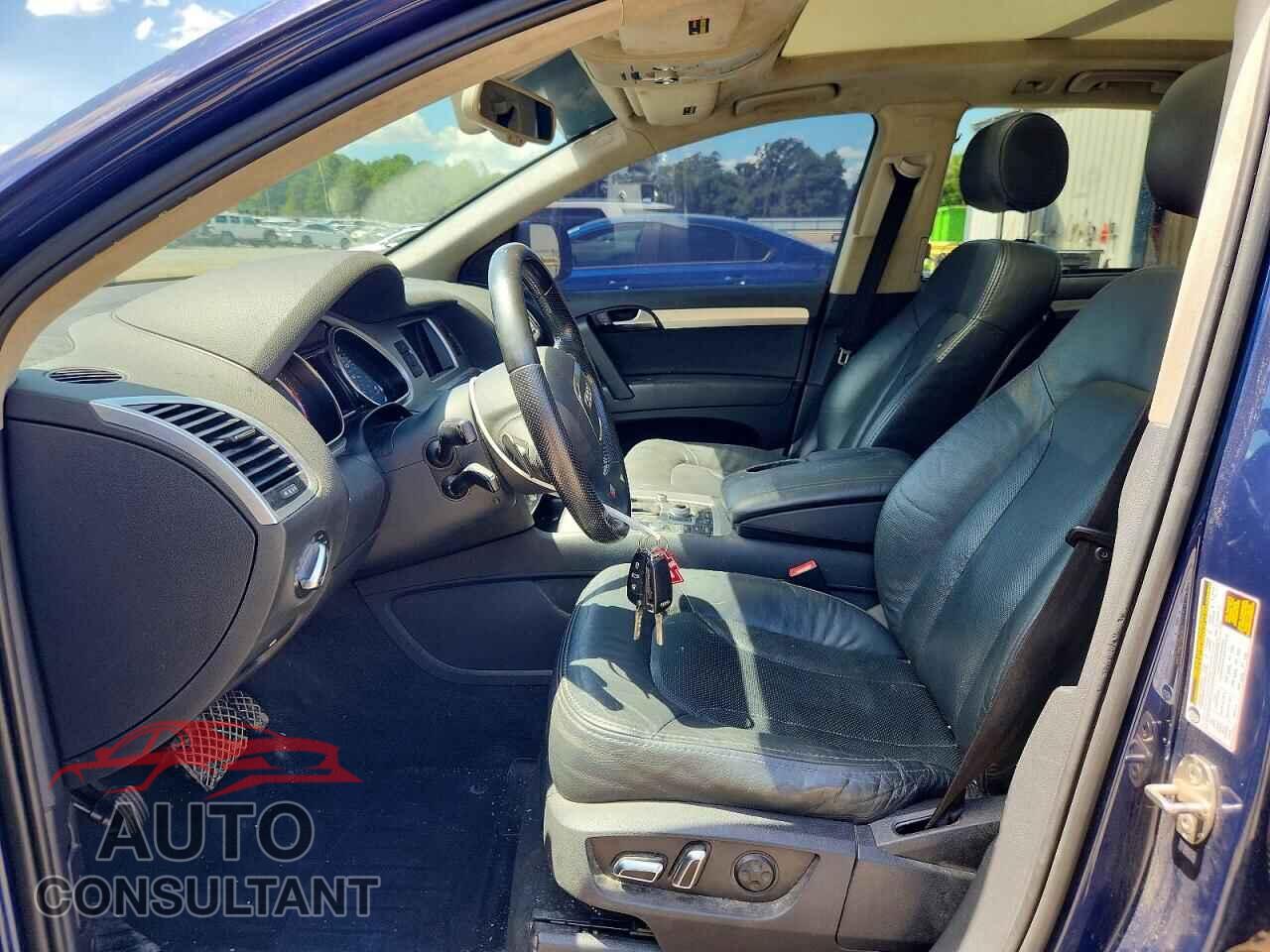 AUDI Q7 2010 - WA1WMBFE1AD007539