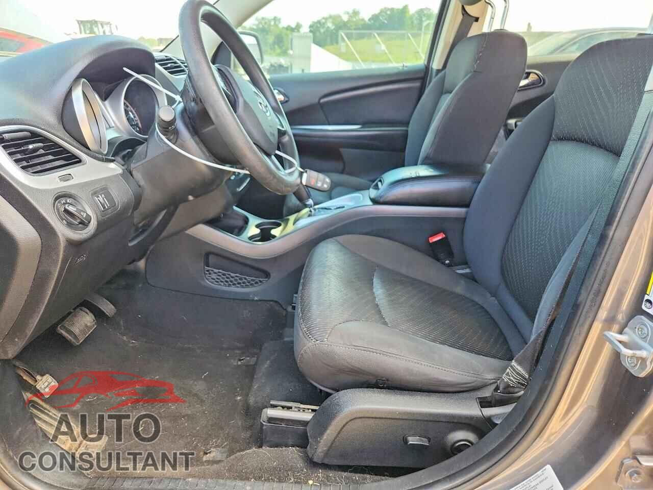 DODGE JOURNEY 2012 - 3C4PDCBB1CT369105