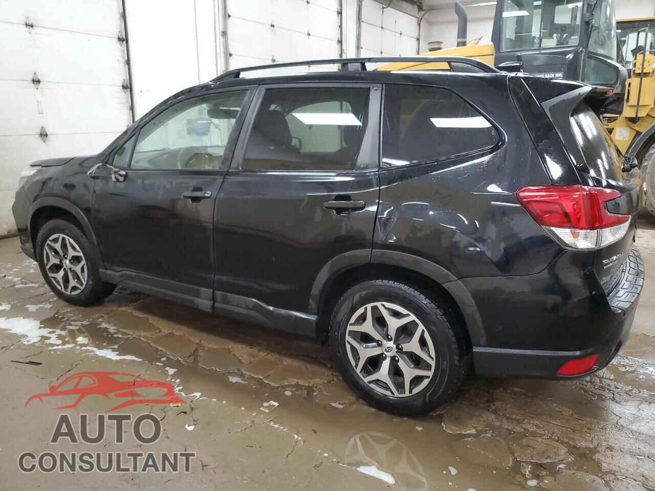 SUBARU FORESTER 2019 - JF2SKAECXKH447615