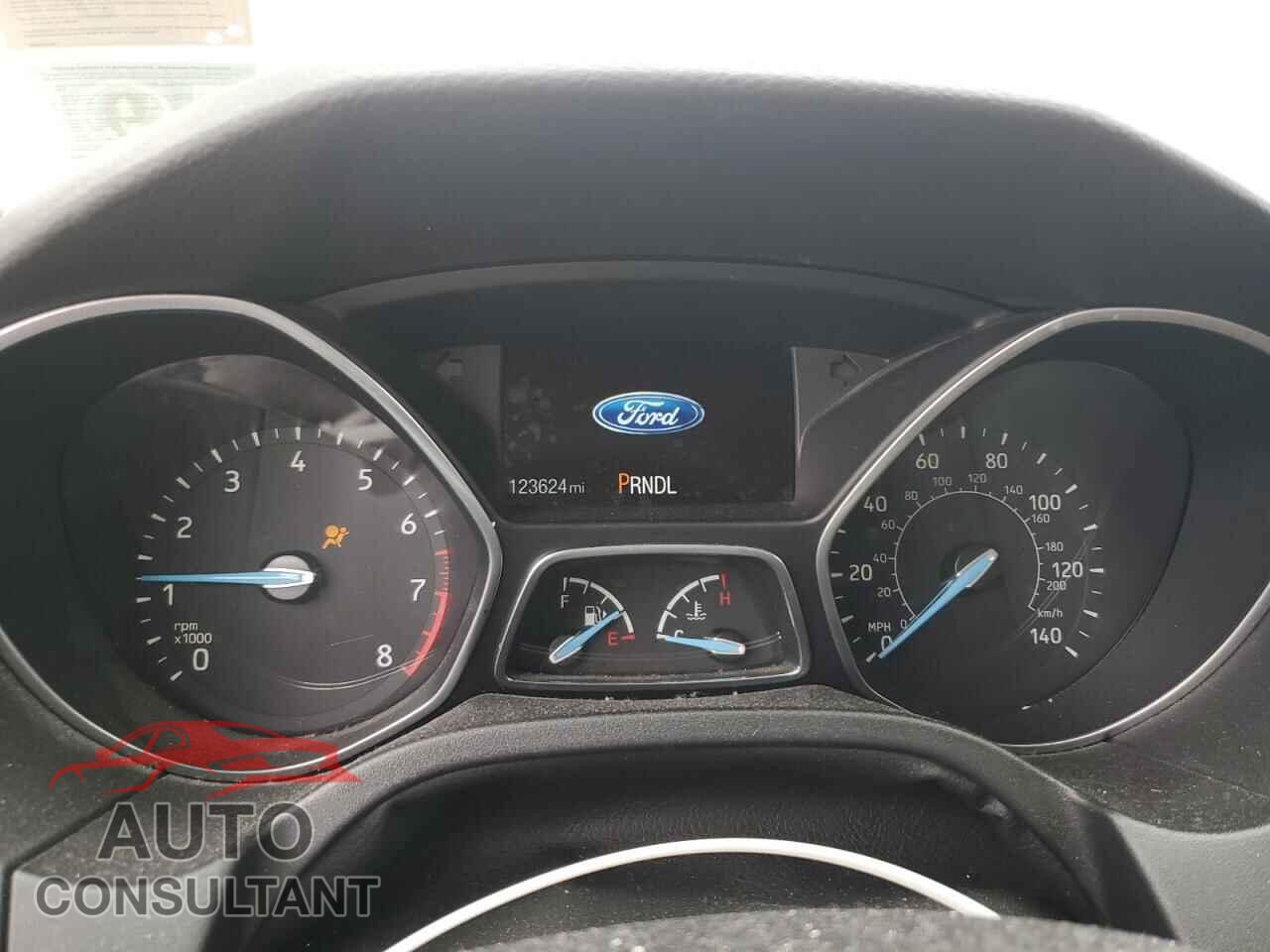 FORD FOCUS 2015 - 1FADP3K27FL373868
