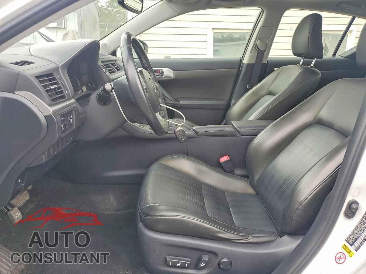 LEXUS CT 200 2013 - JTHKD5BH8D2164277
