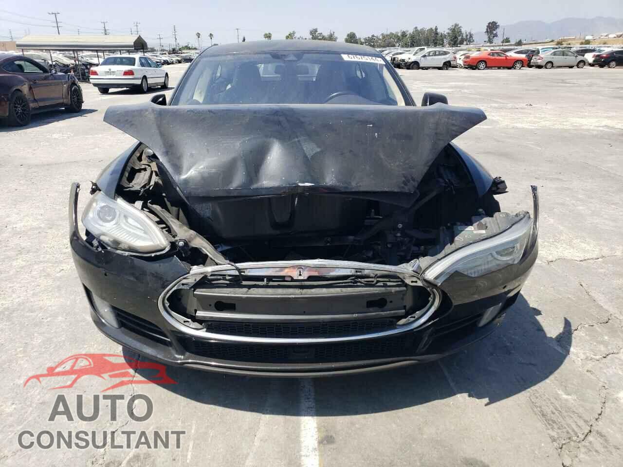 TESLA MODEL S 2016 - 5YJSA1E26GF137199