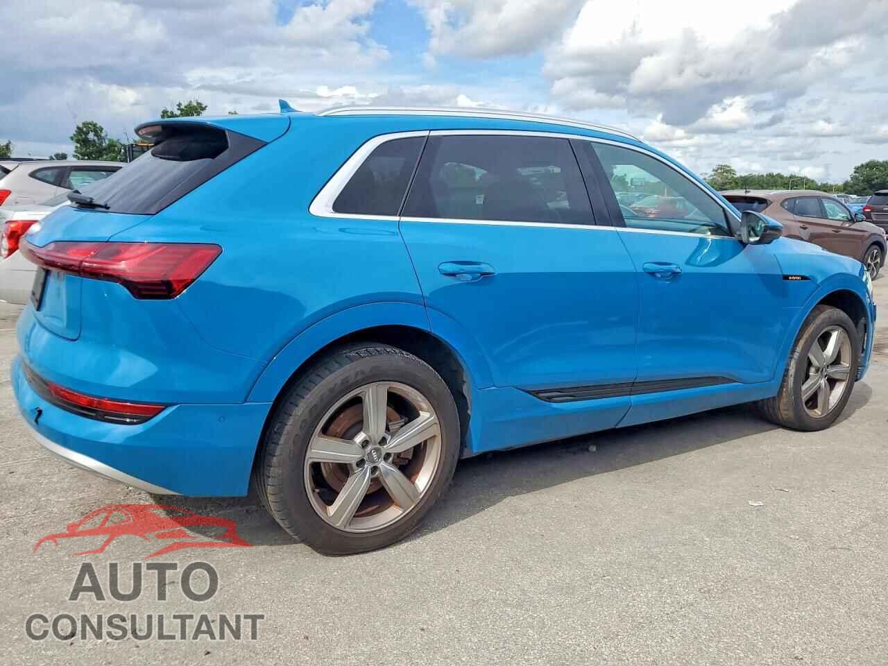 AUDI E-TRON 2019 - WA1LABGE3KB012765