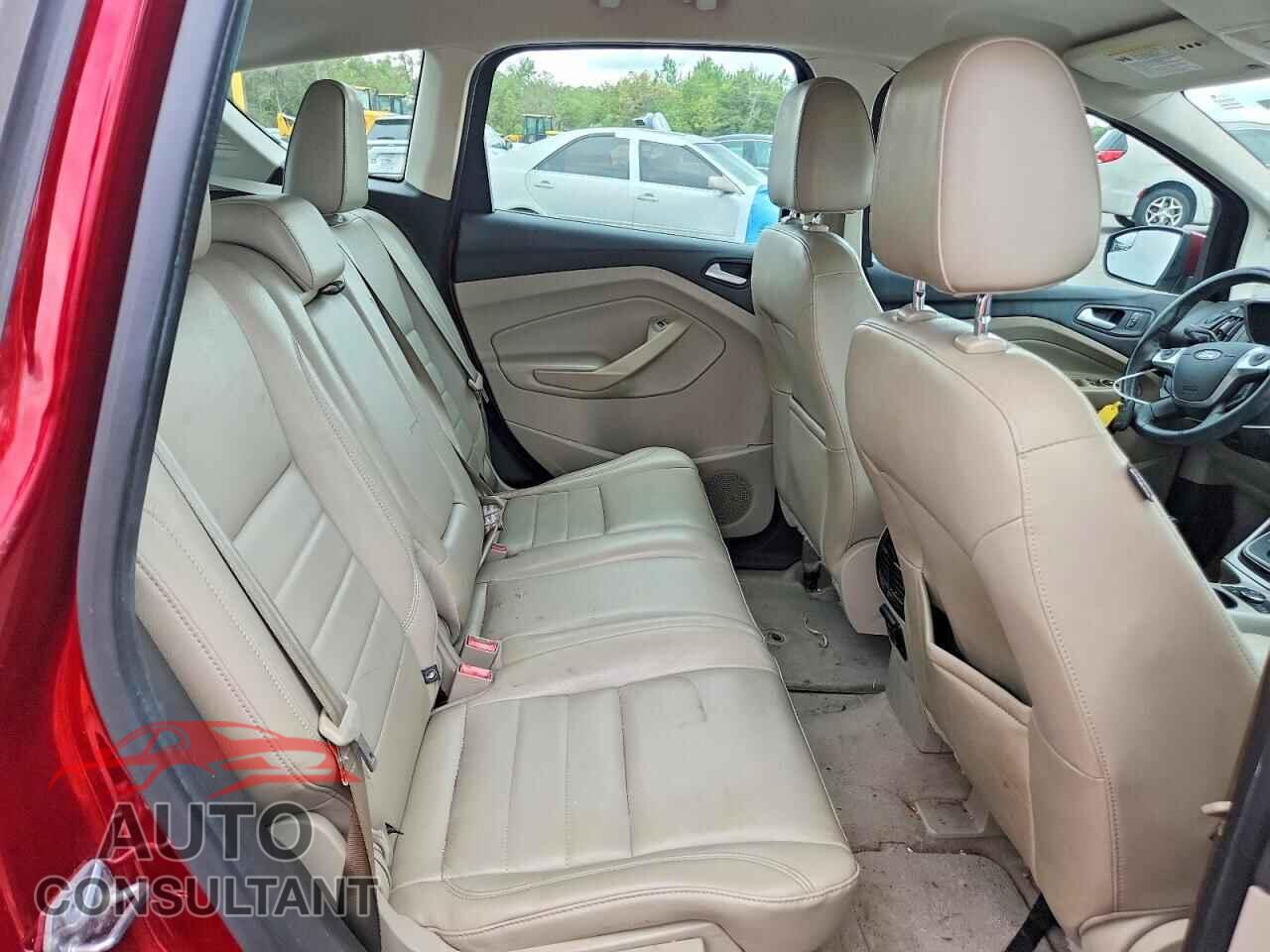 FORD CMAX 2015 - 1FADP5BU7FL112561