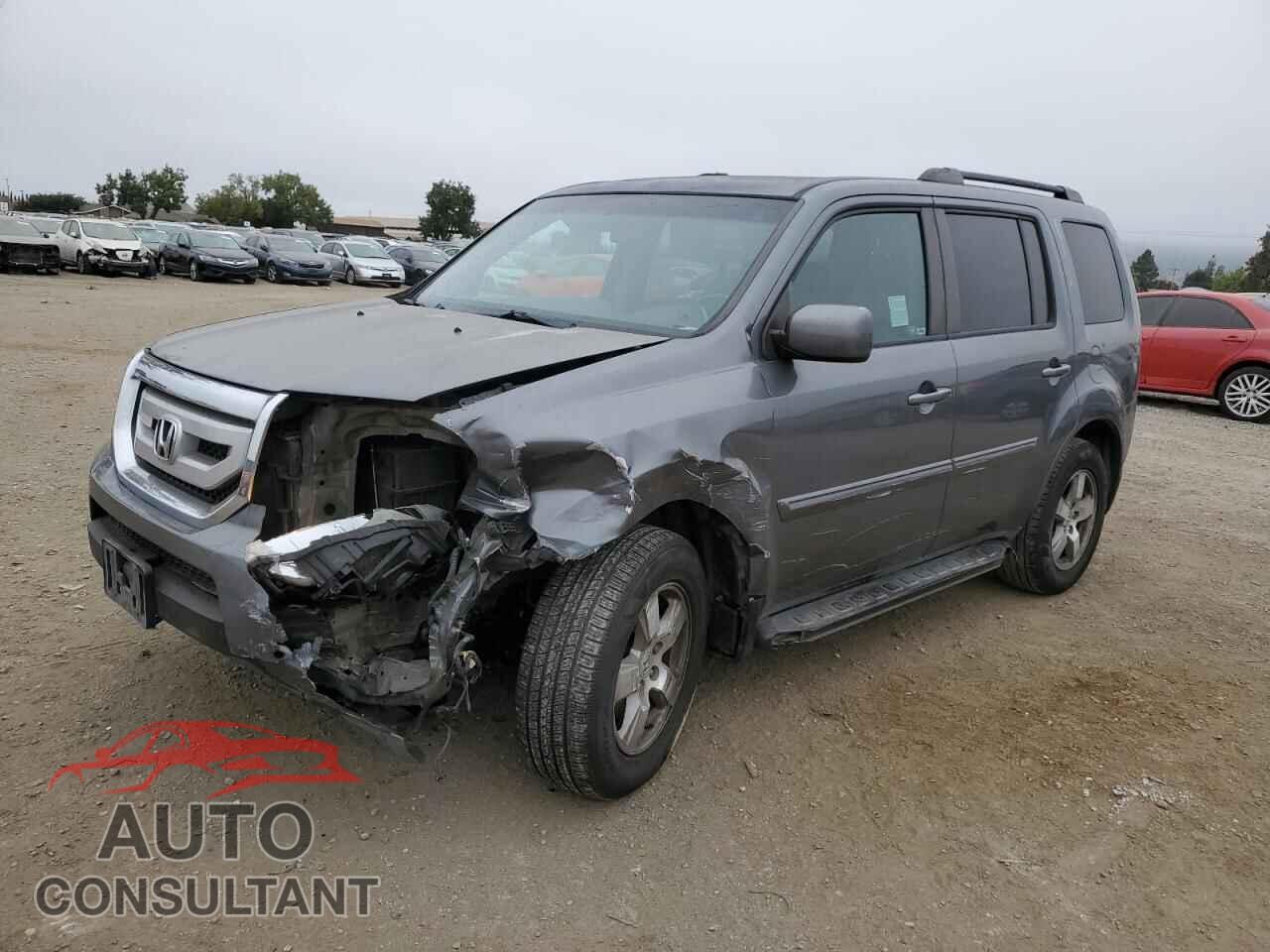 HONDA PILOT 2011 - 5FNYF4H5XBB009897