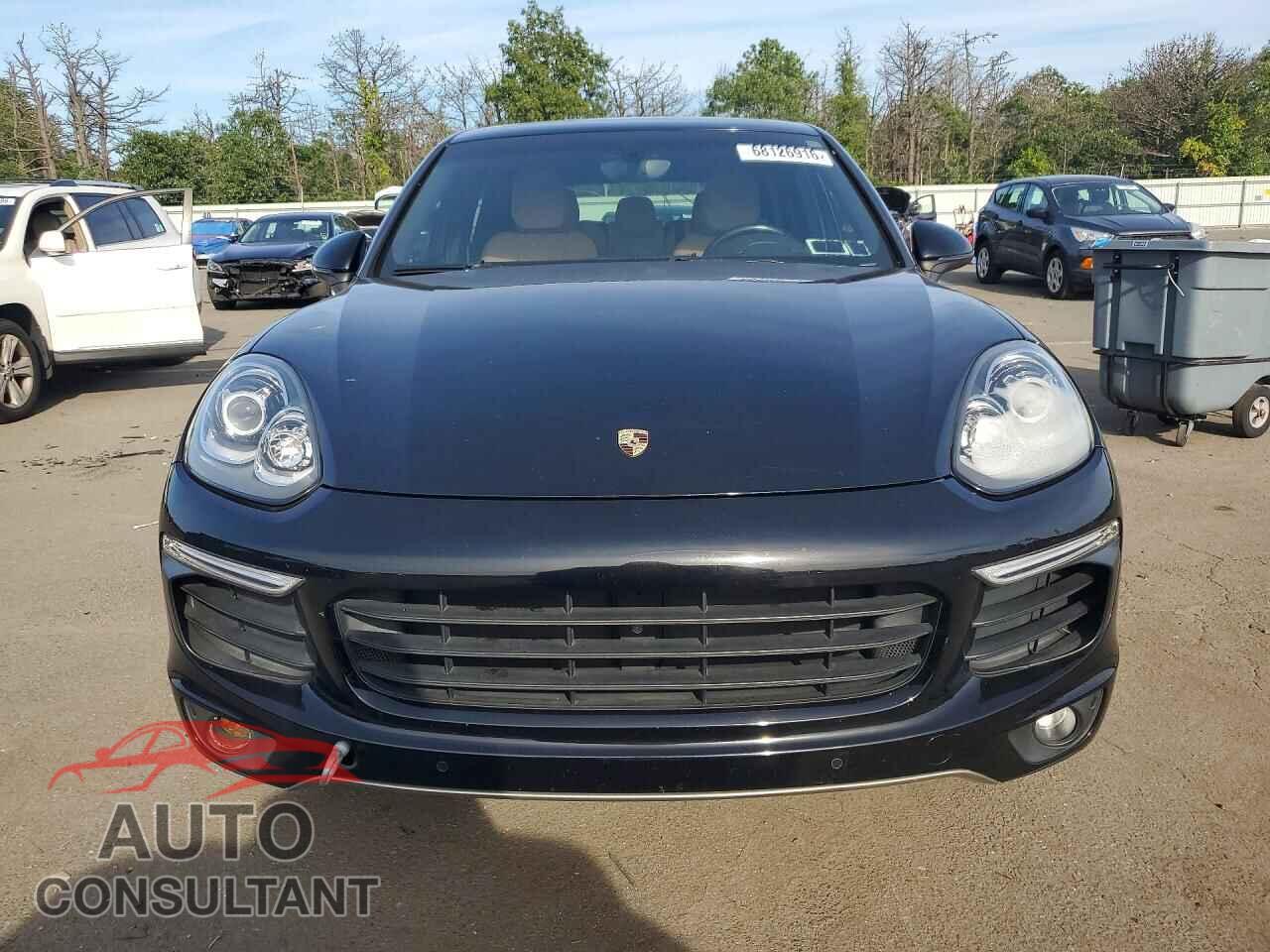 PORSCHE CAYENNE 2016 - WP1AA2A26GKA11854