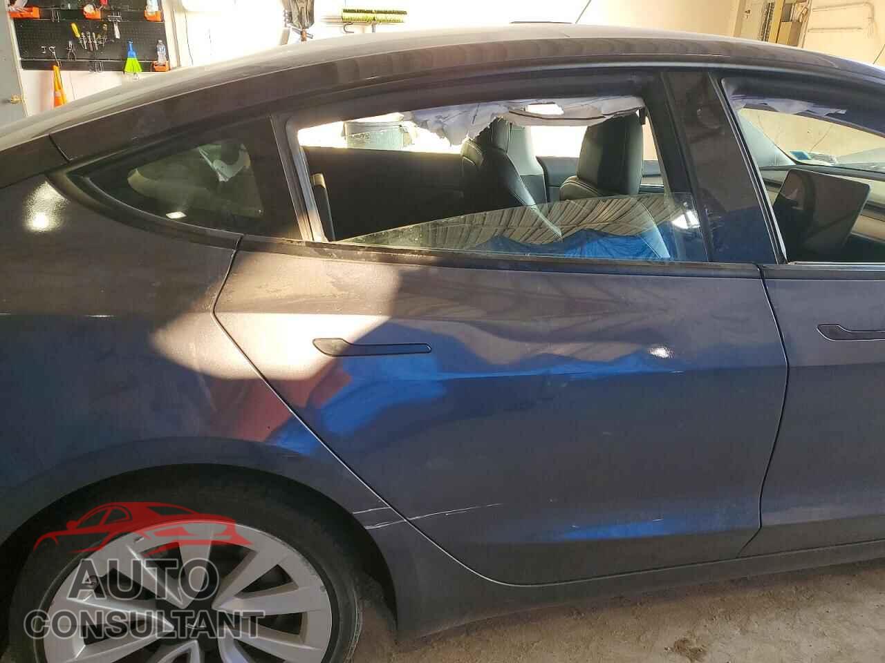 TESLA MODEL 3 2023 - 5YJ3E1EA2PF454543