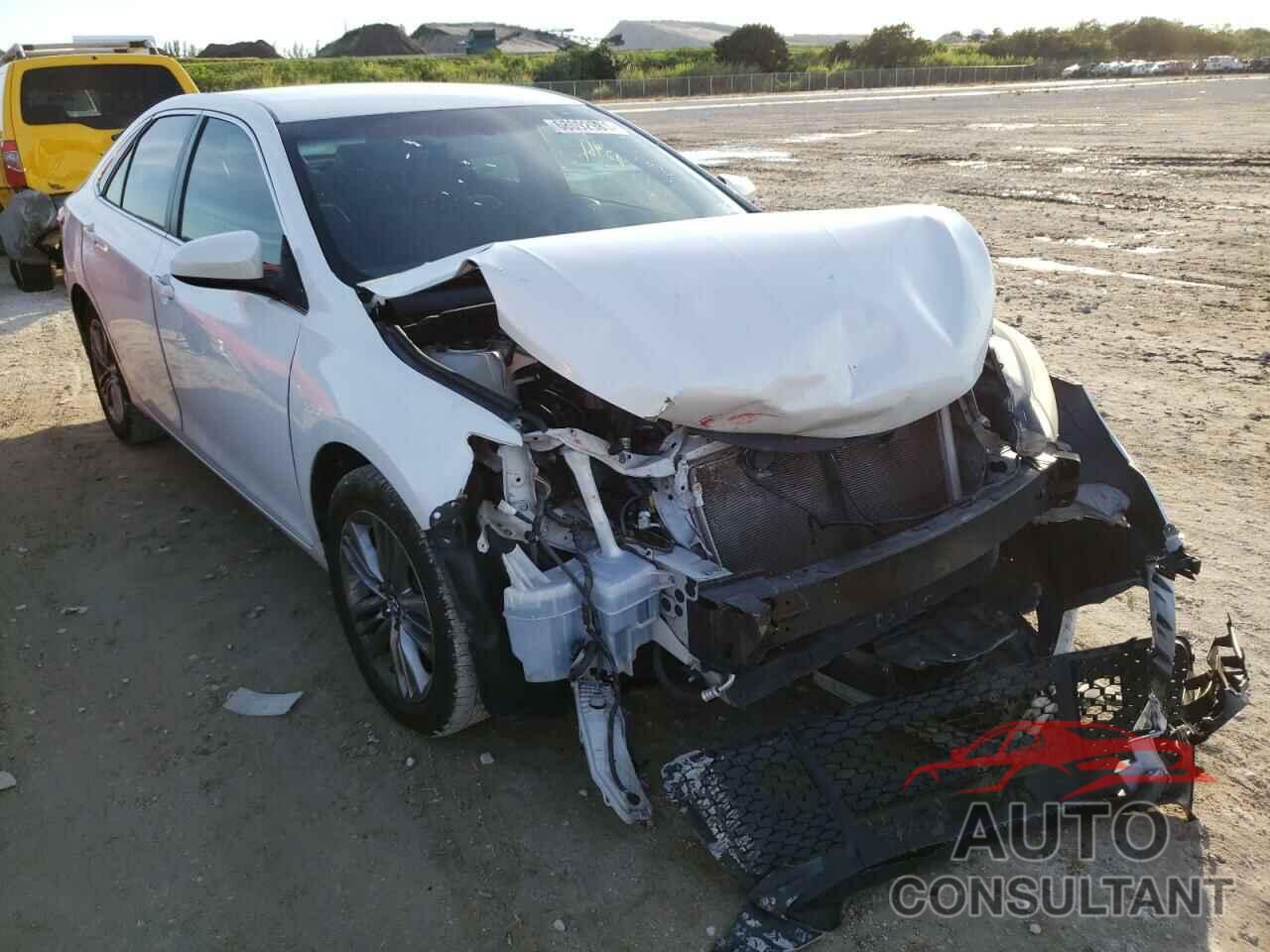 TOYOTA CAMRY 2016 - 4T1BF1FK8GU220085