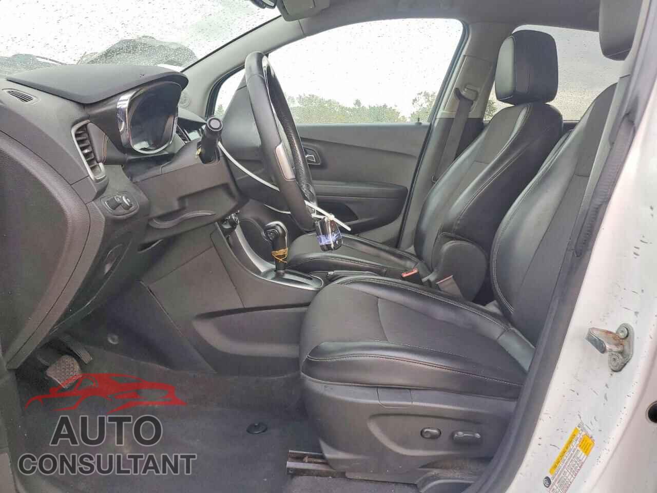 CHEVROLET TRAX 2020 - 3GNCJLSB5LL283309