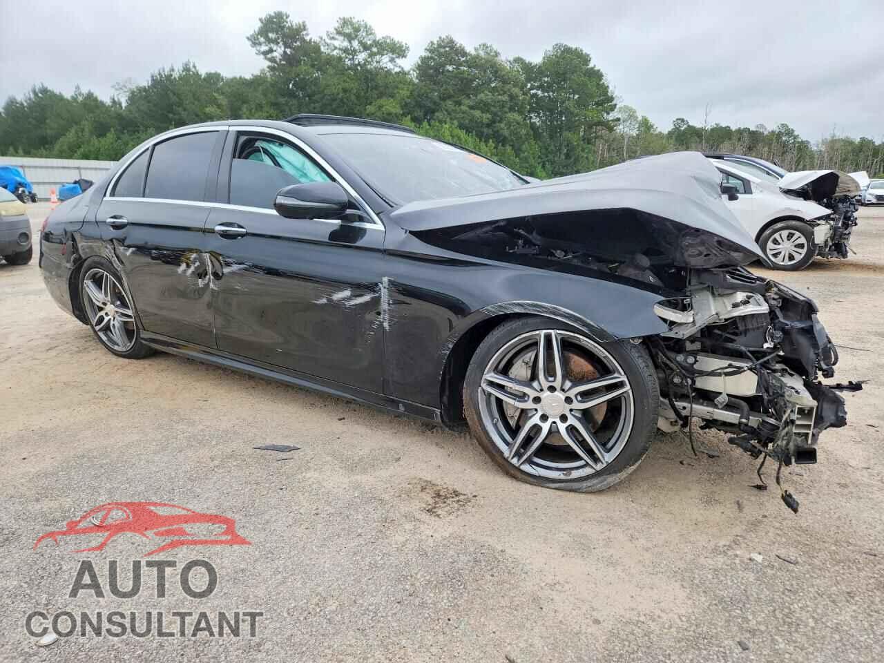 MERCEDES-BENZ E-CLASS 2021 - W1KZF8EB2MA995188