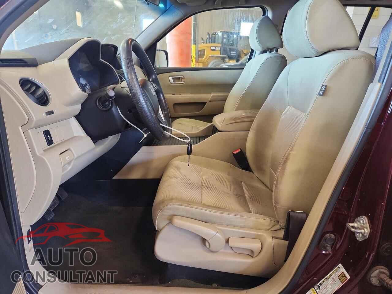 HONDA PILOT 2014 - 5FNYF4H21EB044385