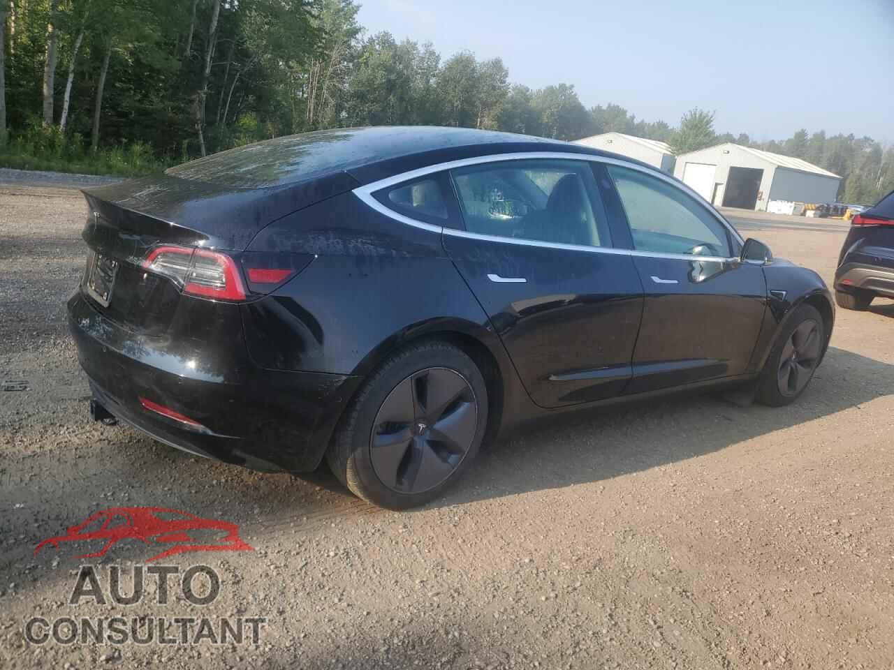 TESLA MODEL 3 2018 - 5YJ3E1EA0JF028647