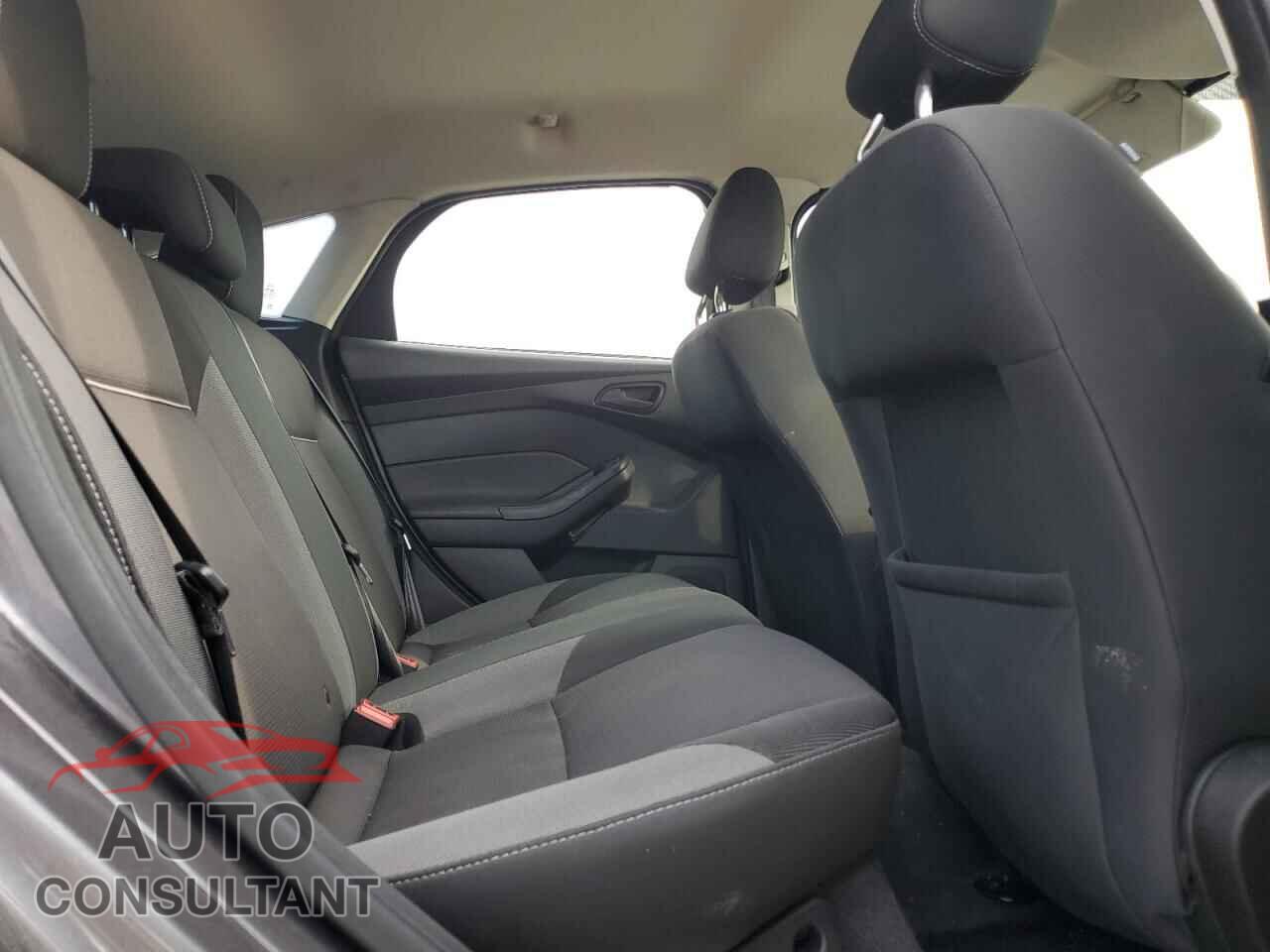 FORD FOCUS 2012 - 1FAHP3K29CL171370